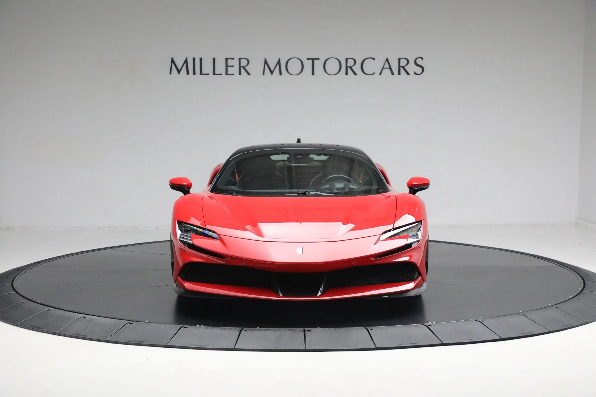 mph012_2803142694_Used_2023_Ferrari_SF_90_Stradale_d27d7c4a0f