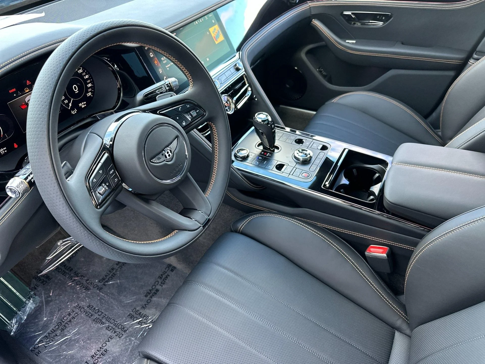 mph012_2805249476_New_2025_Bentley_Flying_Spur_1760603879_46c70c8bce