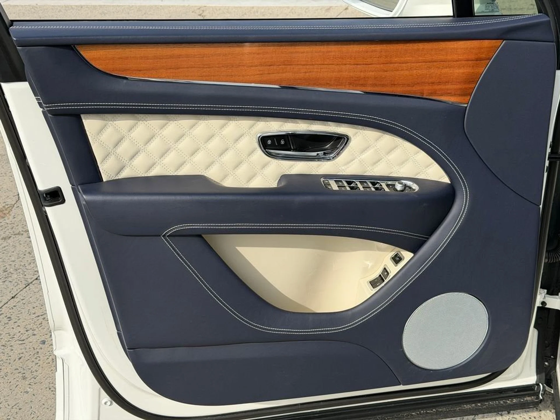 mph012_2810288751_bb6d3c32a6de4cfe9383a43c9b2b78b6_b9dcd55253