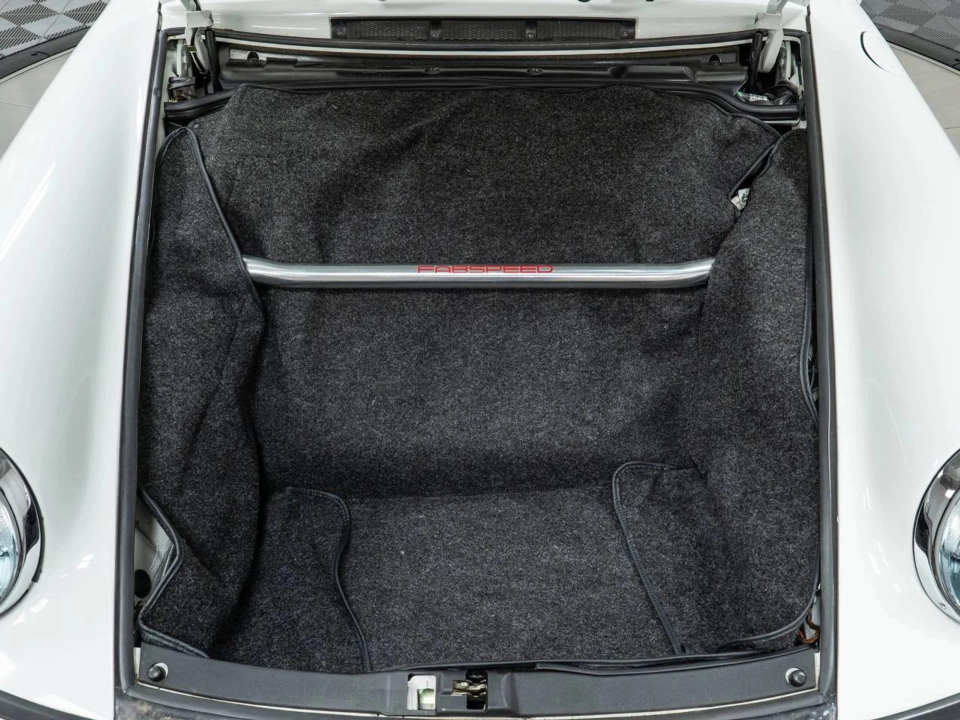 mph012_2811649477_1280_2410671f98