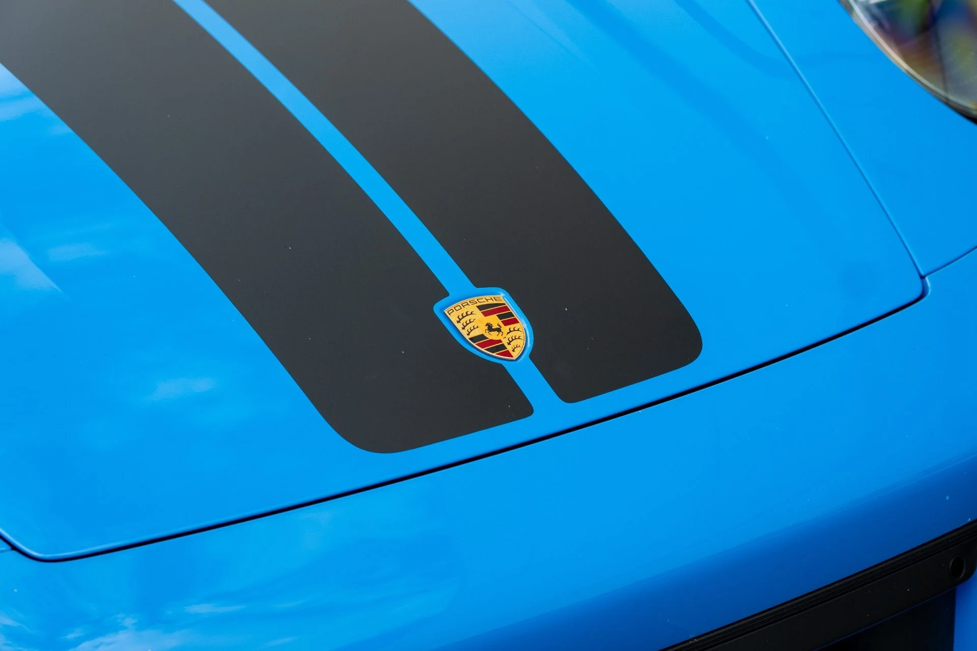 mph012_2817798555_Used_2023_Porsche_911_Turbo_S_1759285627_74214c8262