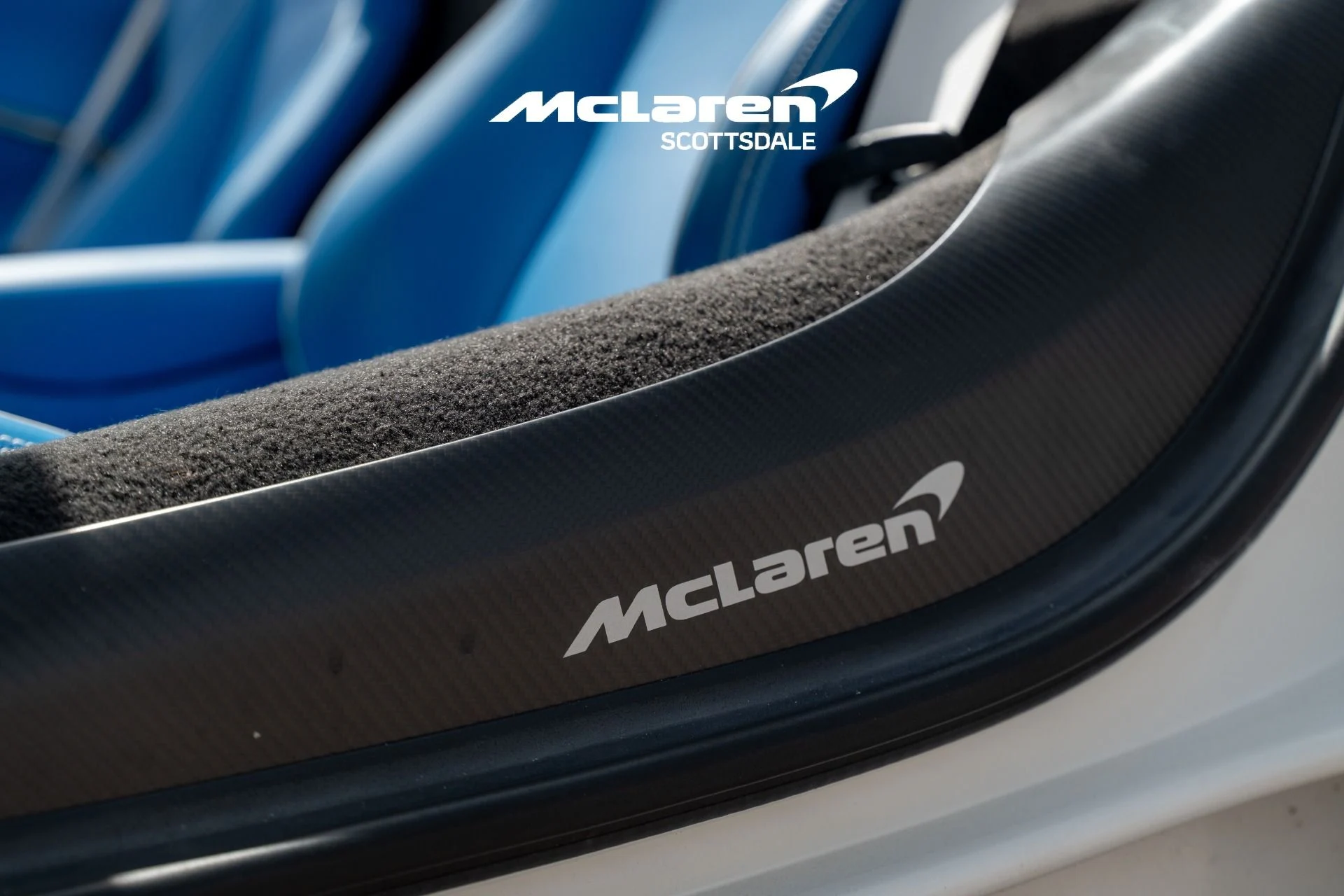 mph012_2823341360_Used_2025_MCLAREN_ARTURA_1787004100_4d1892fe85