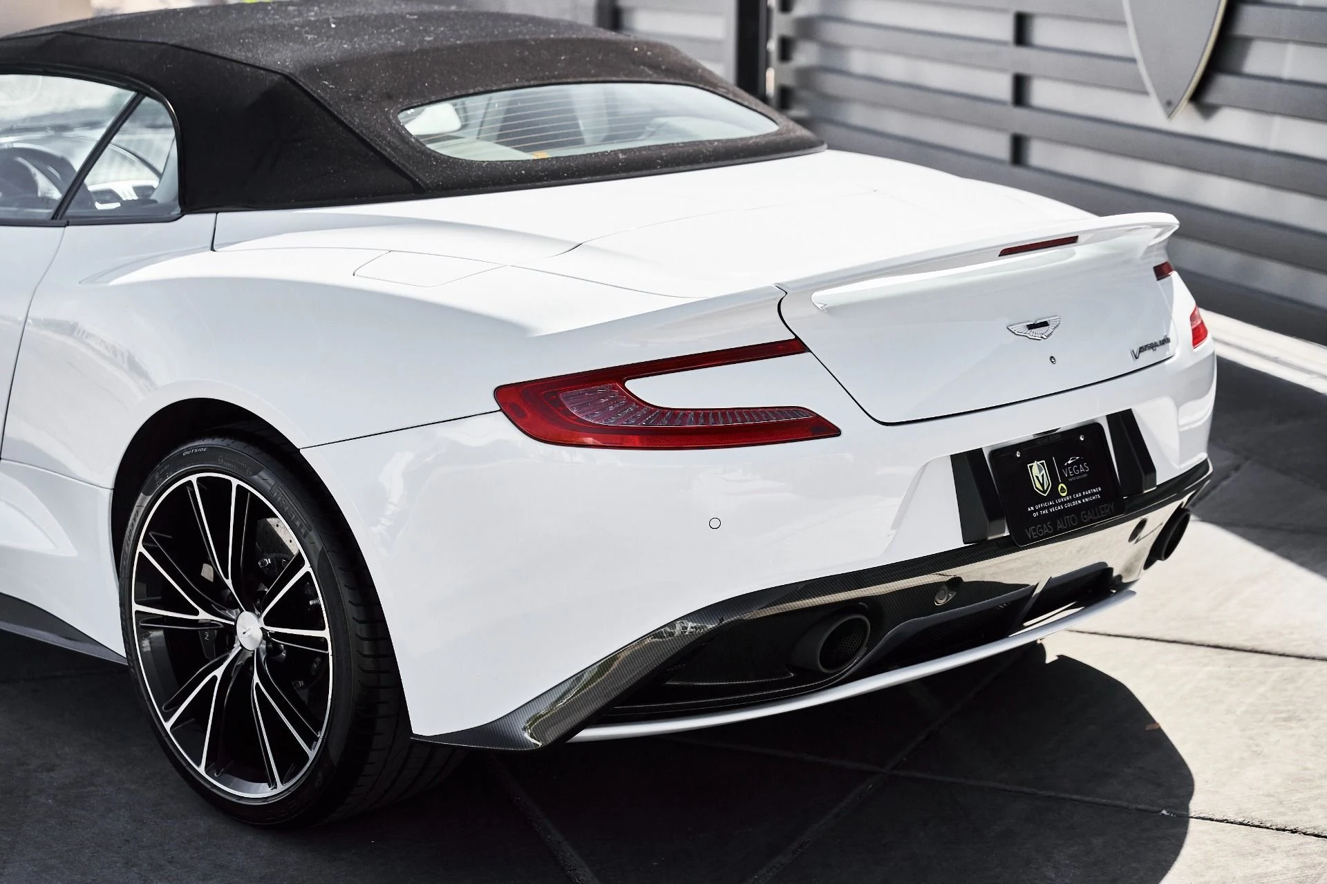 mph012_2827869455_Used_2017_Aston_Martin_Vanquish_Volante_1773797497_262a6e02c8