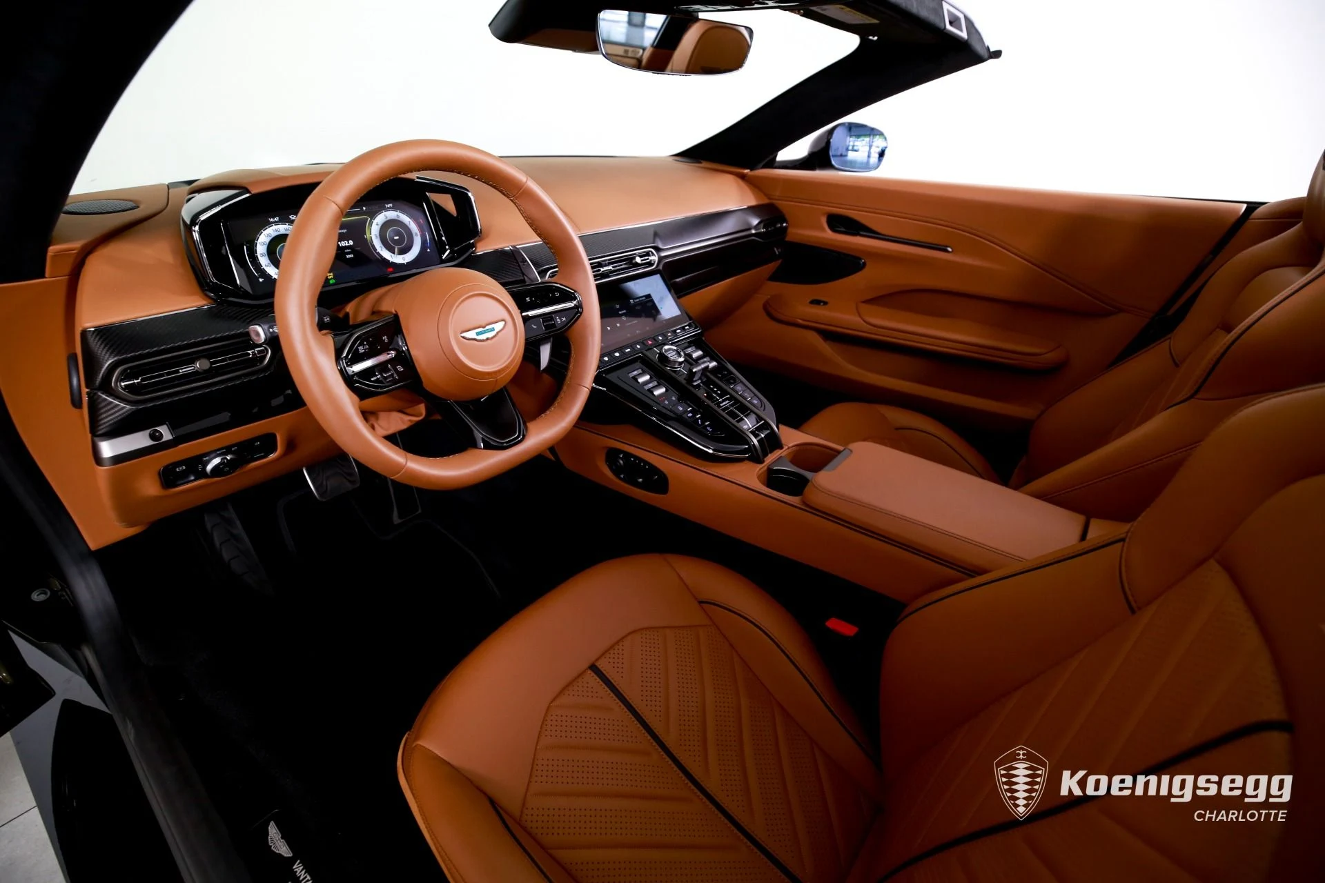 mph012_2833215201_Used_2026_Aston_Martin_Vantage_S_Roadster_1782838317_5255bea453