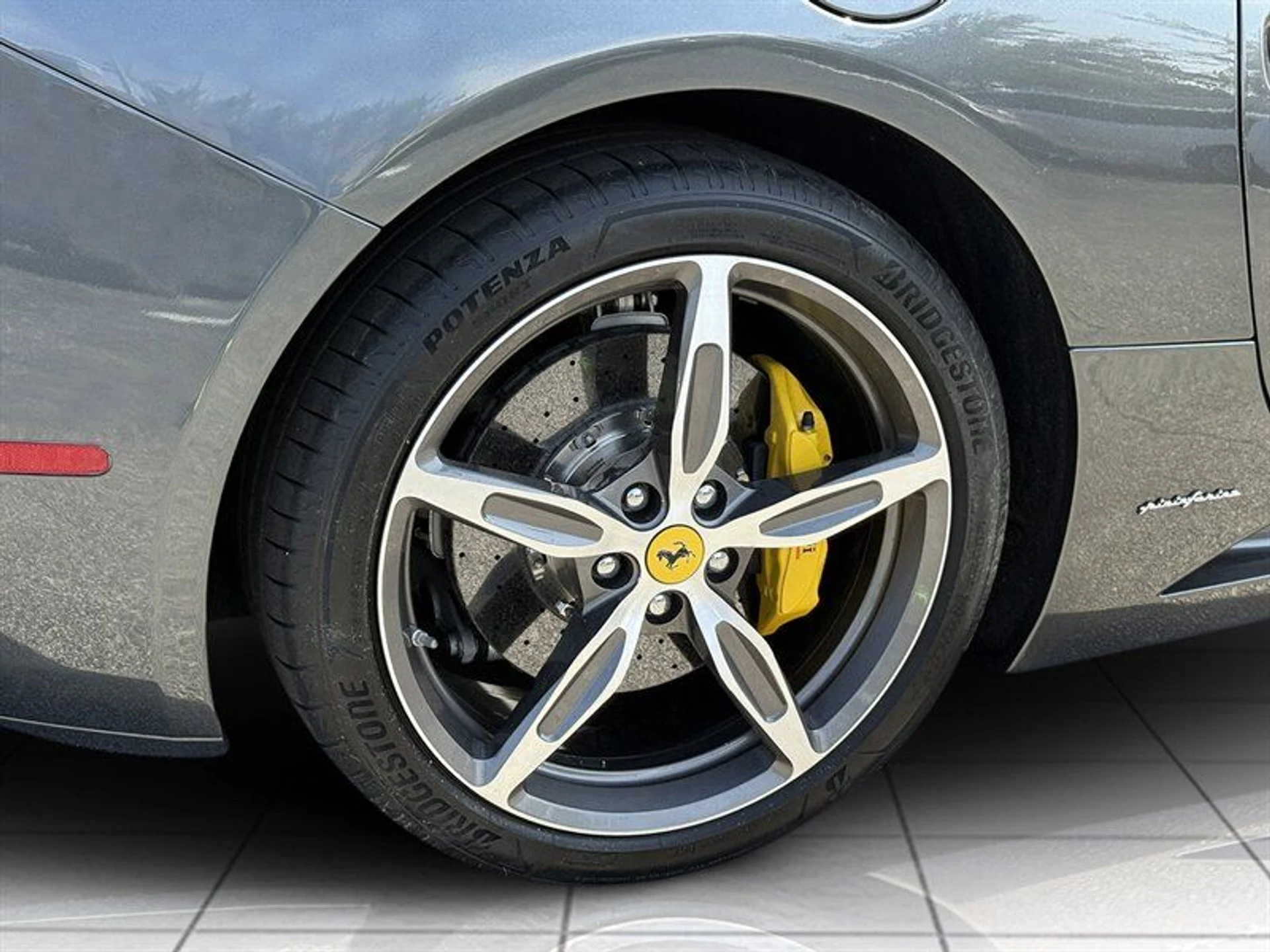 mph012_2838594298_28d5db14c4_800_cc2e3e018e