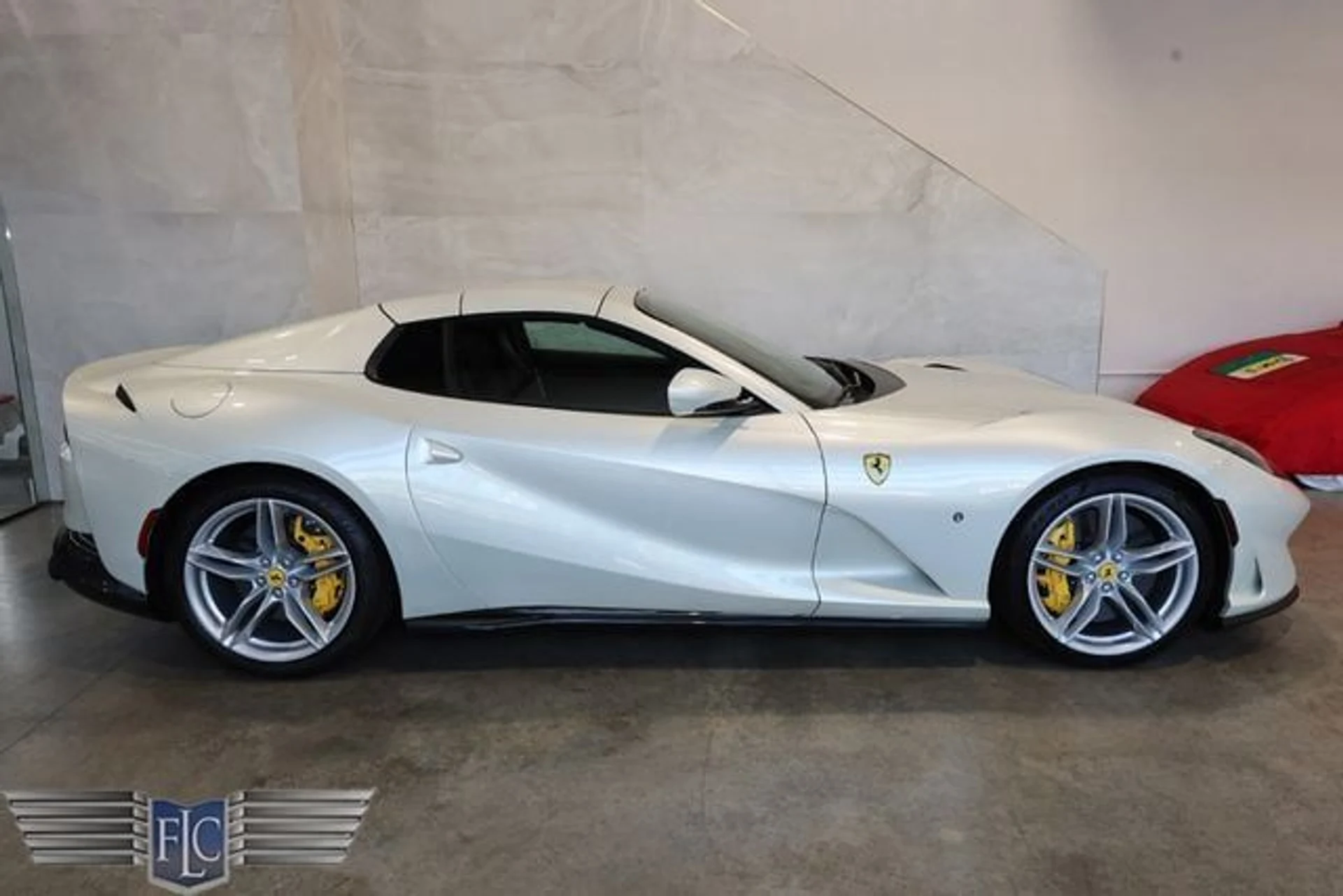 mph012_2838707105_used_2021_ferrari_812_gts_convertible_9689_23049095_16_640_6a9886e7a6