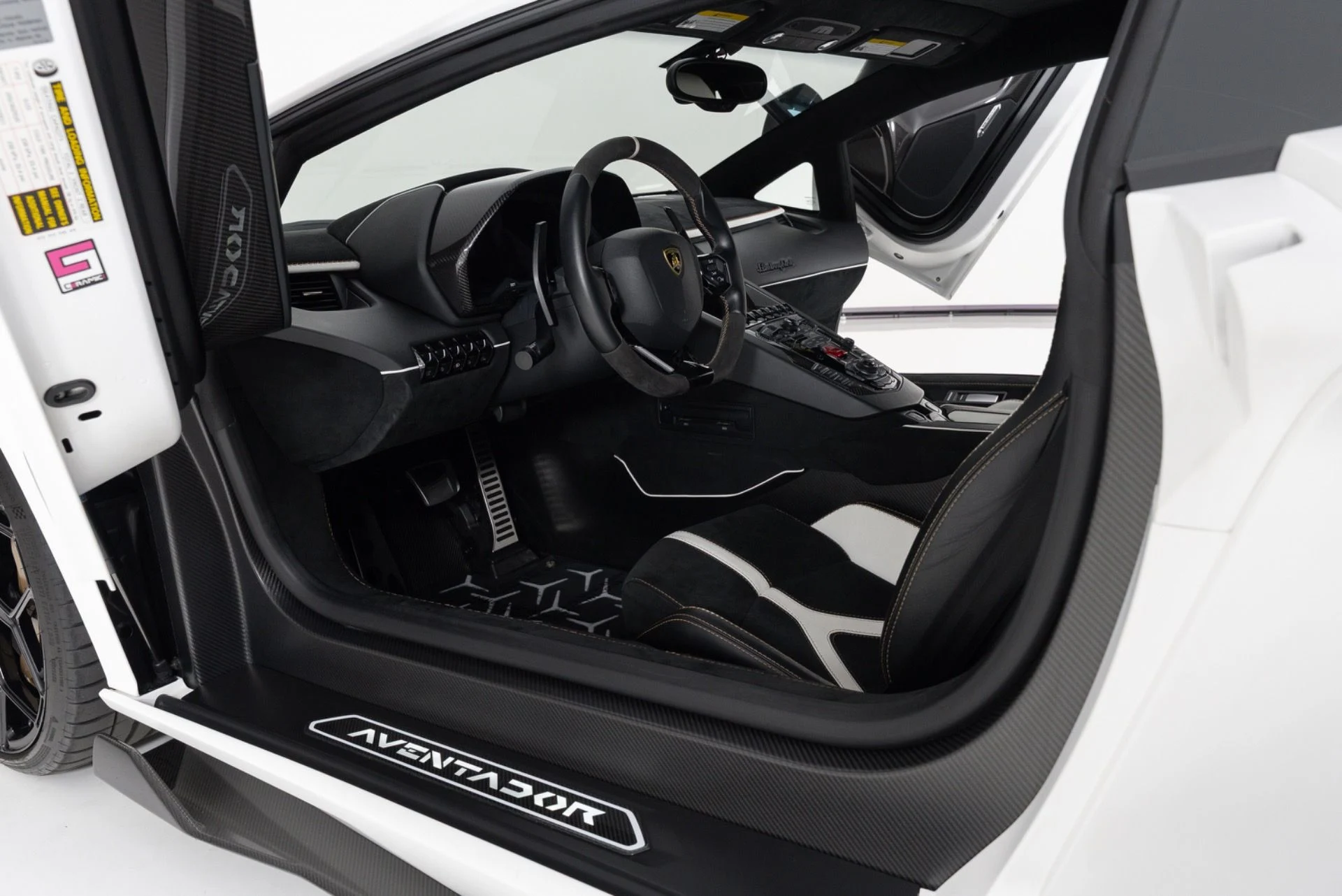 mph012_284589928_Used_2019_Lamborghini_Aventador_SVJ_1782851534_38548040b1
