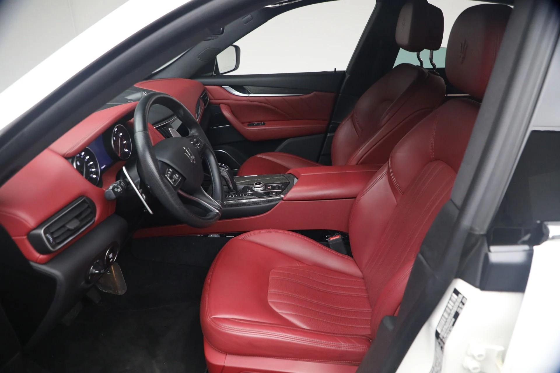 mph012_2846061051_Used_2023_Maserati_Levante_GT_1788557801_4c6c2345fd