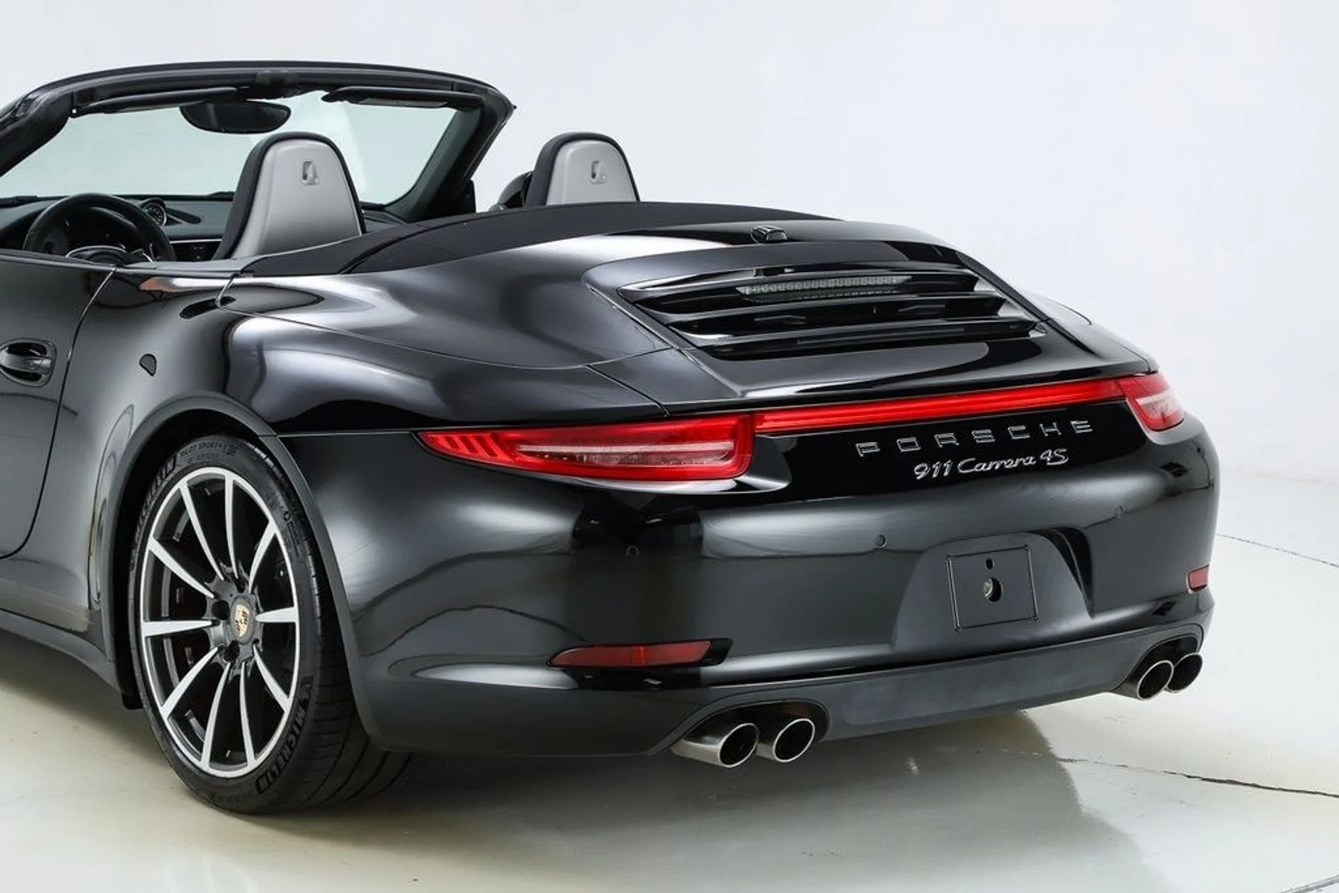 mph012_285885533_69c594db32737a0a19216385814d3639x_eded6dafbc