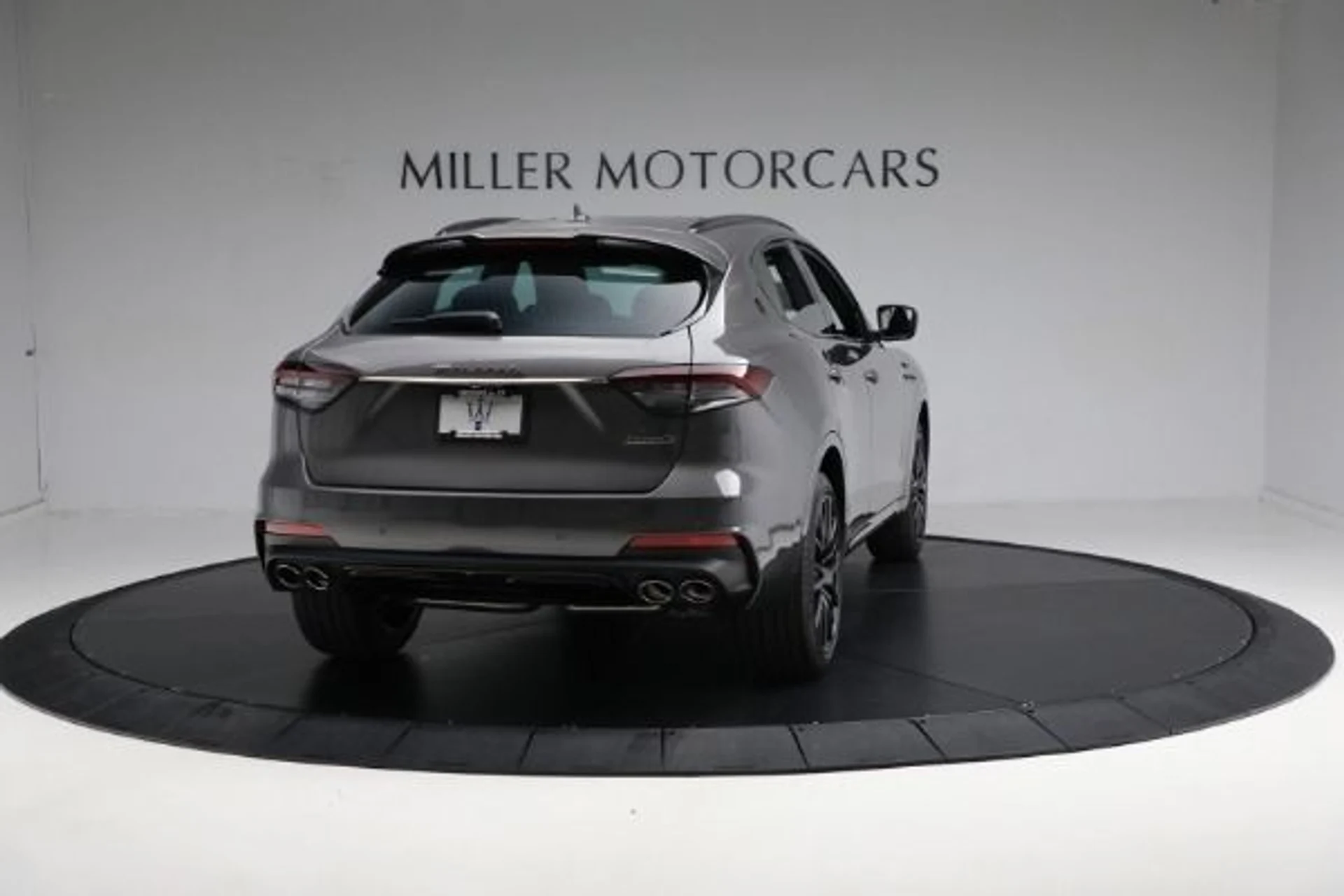 mph012_2863925974_New_2024_Maserati_Levante_Modena_Ultima_82b1d4b4f1