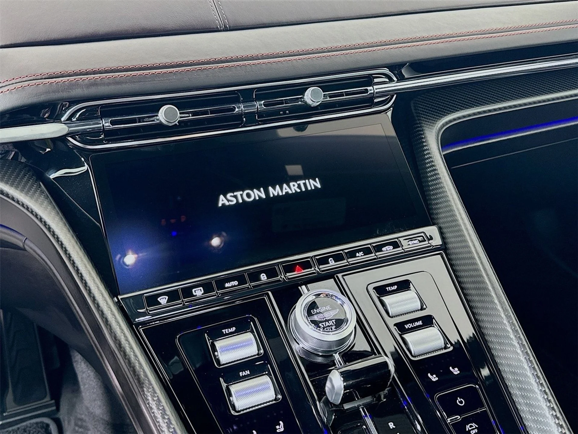 mph012_2875554051_94cb48cdba18a88d5333c702cbb765d4x_4dff7422de