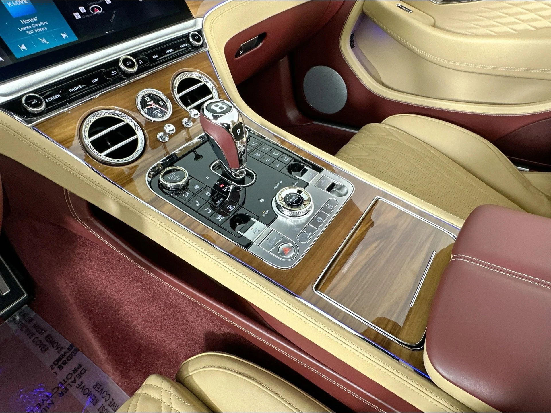 mph012_2876124449_13_04cf8c3588