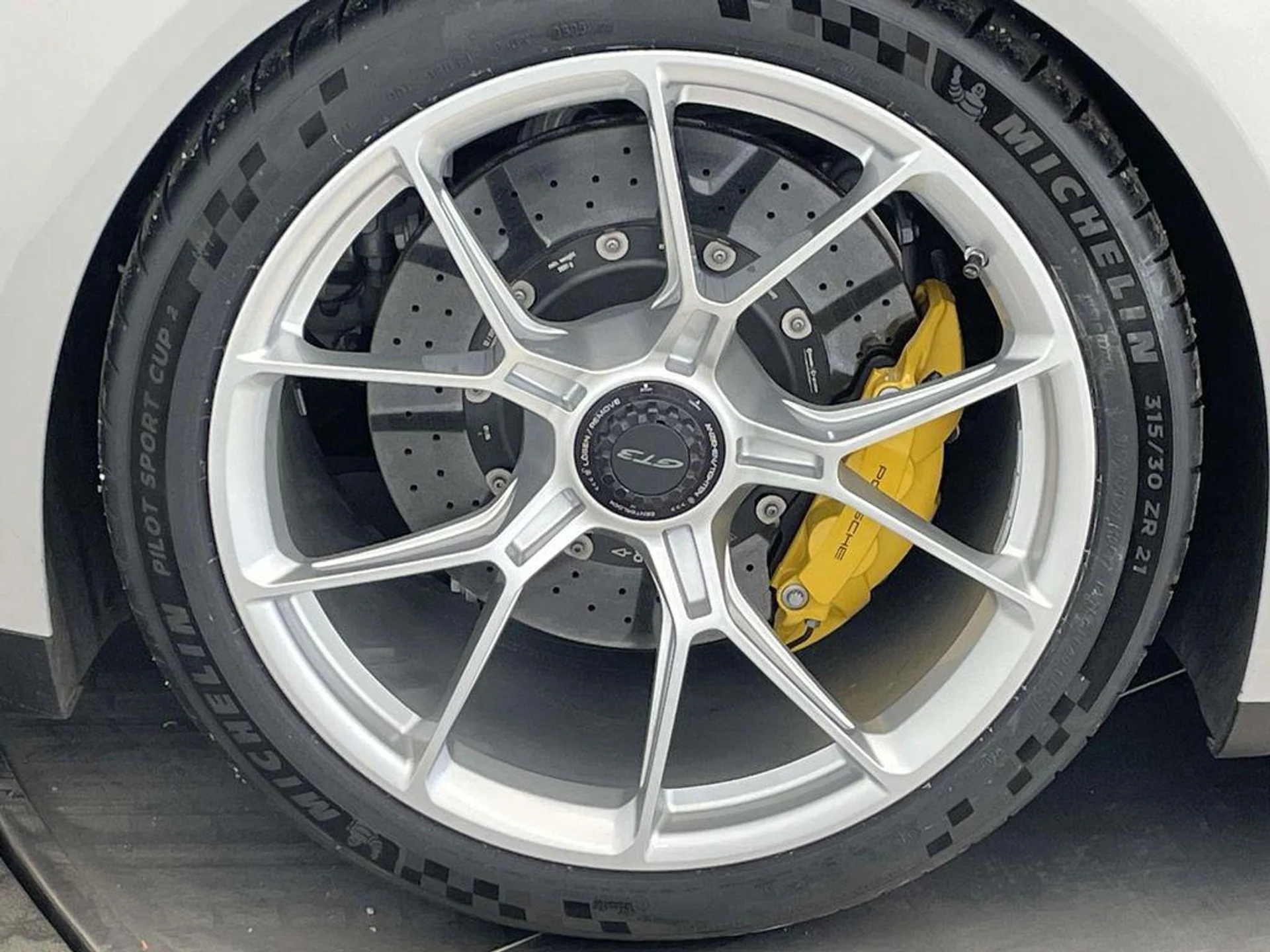 mph012_2877330092_d4ns32d_YD_7n715_erk0er_BKOL_5_Q_a1f77452ac