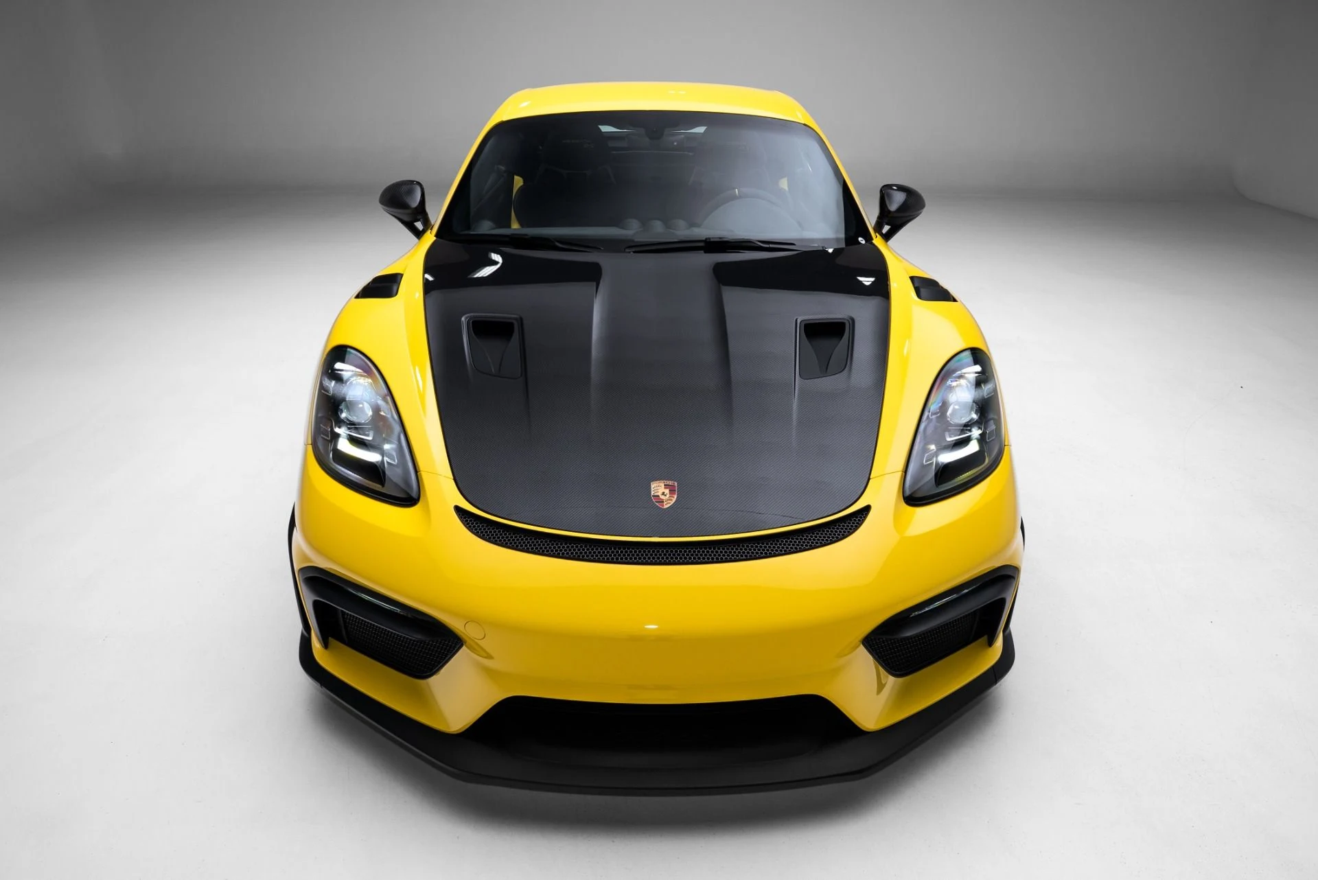 mph012_2884007401_Used_2024_Porsche_718_Cayman_GT_4_RS_1775511445_eec5da8843