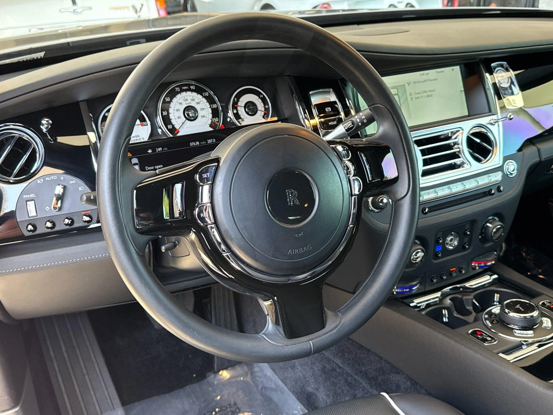 mph012_2885320294_Used_2014_Rolls_Royce_Wraith_1786096222_ab080e18f2