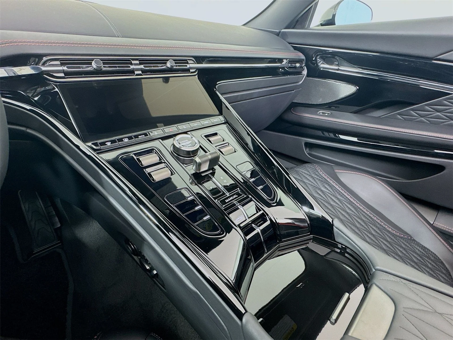 mph012_2890098705_d28707e8cb89b4dc5a2983c587452668x_8089eee202