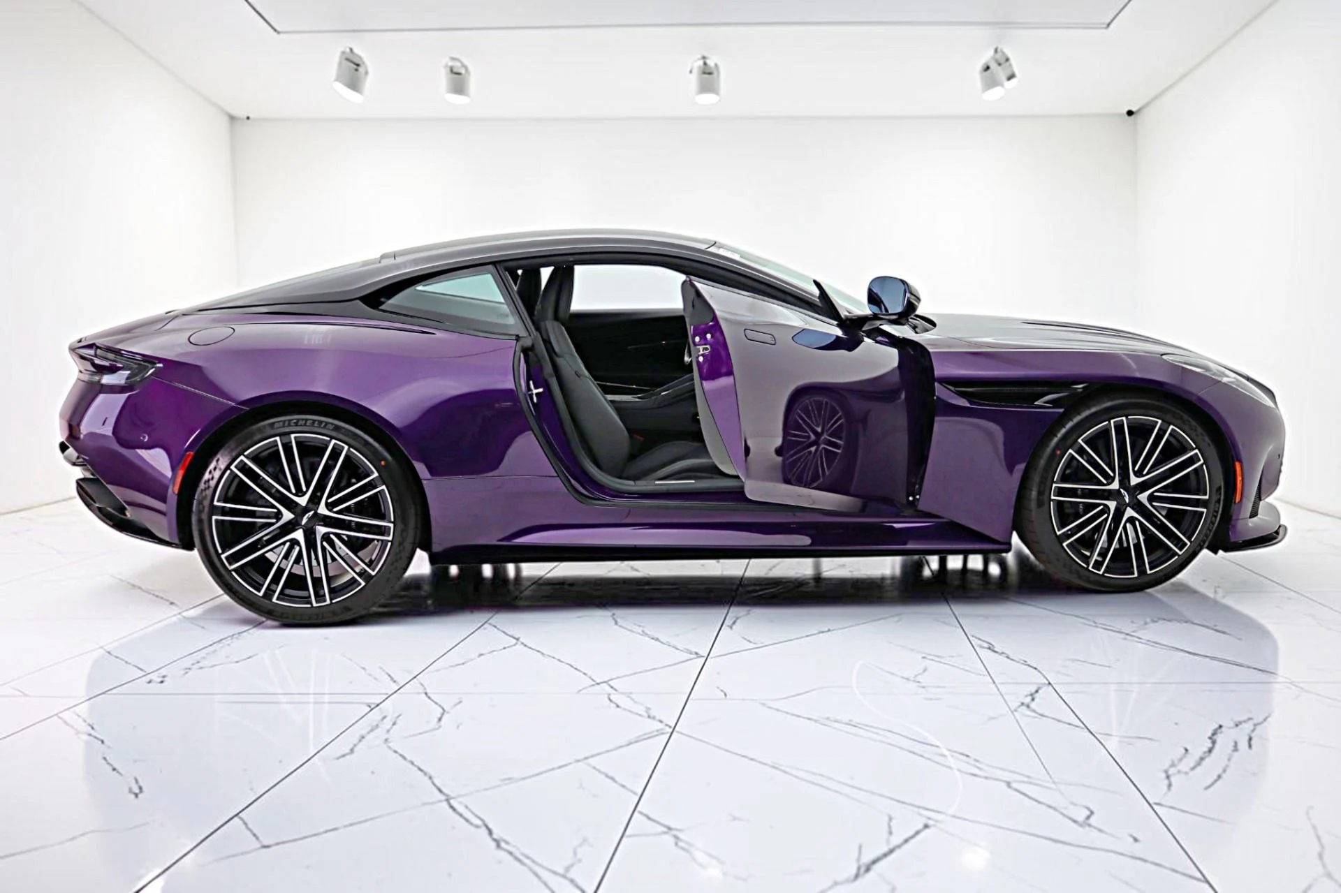 mph012_2890344658_Used_2024_Aston_Martin_DB_12_Coupe_LEASE_OPTIONS_AVAILABLE_37df1a9fd3