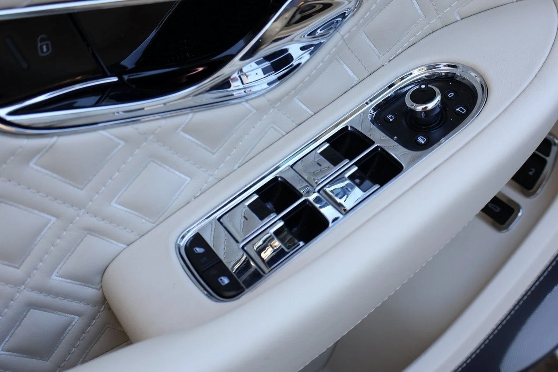 mph012_2891502110_13_baa5445ae3