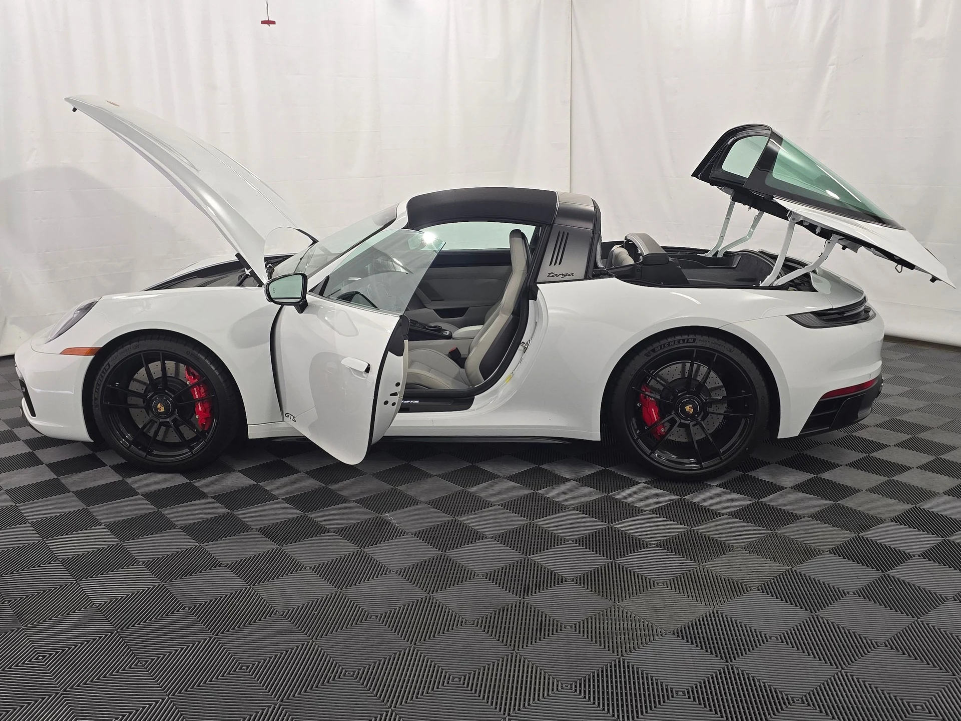 mph012_2891916075_08d150c4793cffd42026de93e92887dcx_3bab3b1daa