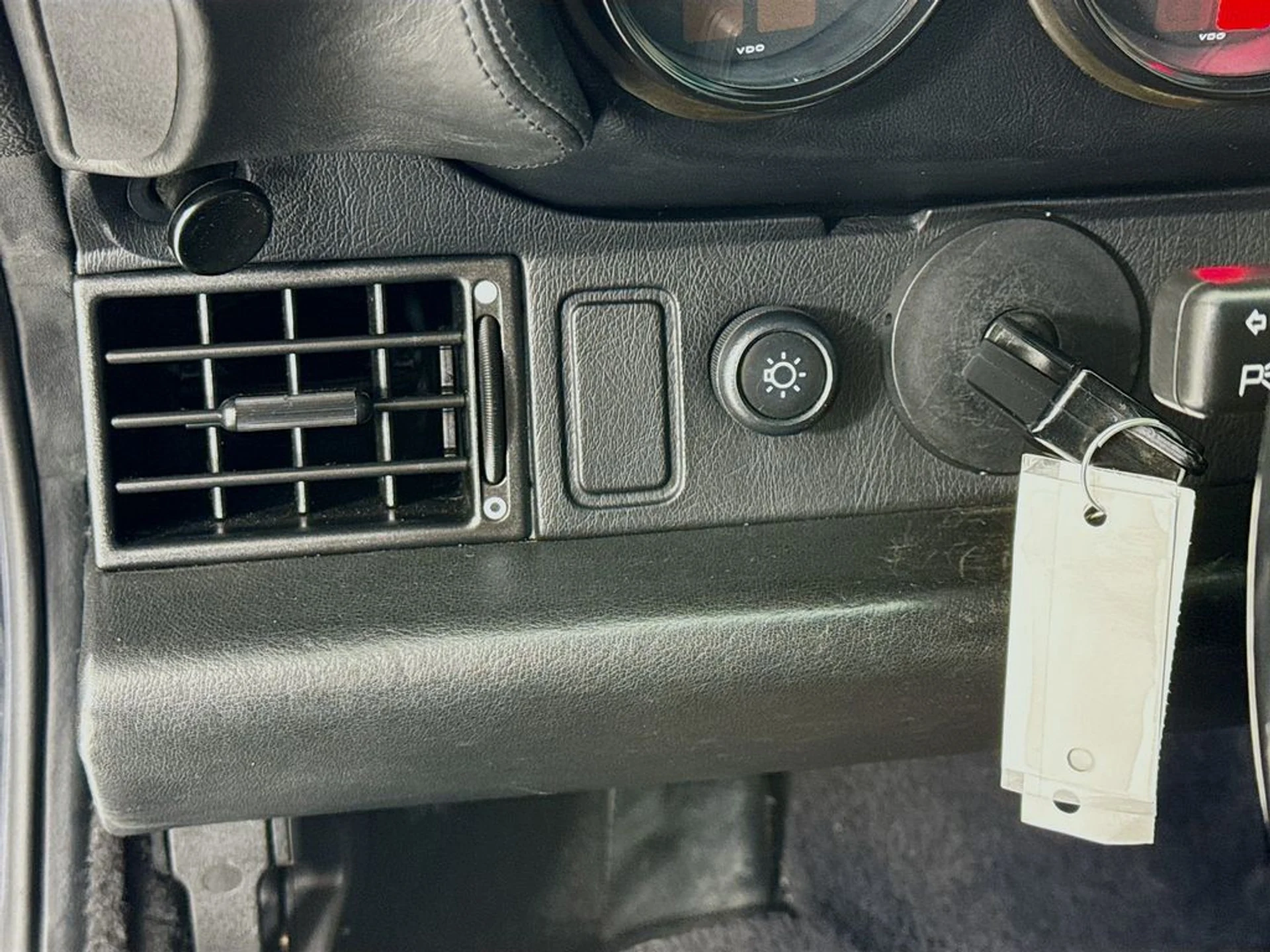 mph012_2897315247_de73579c5757cff8fcabbdf962916ed1x_dd2c4c912c