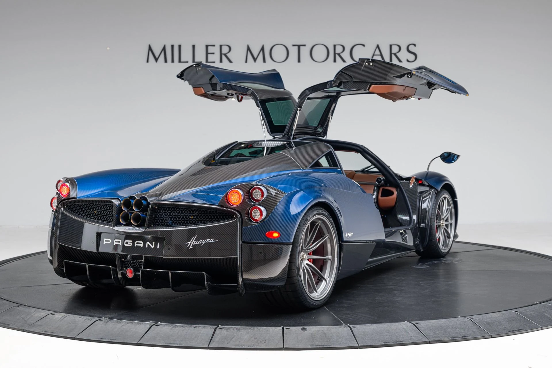 mph012_29001754_Used_2014_Pagani_Huayra_Tempesta_329b6ce4bd
