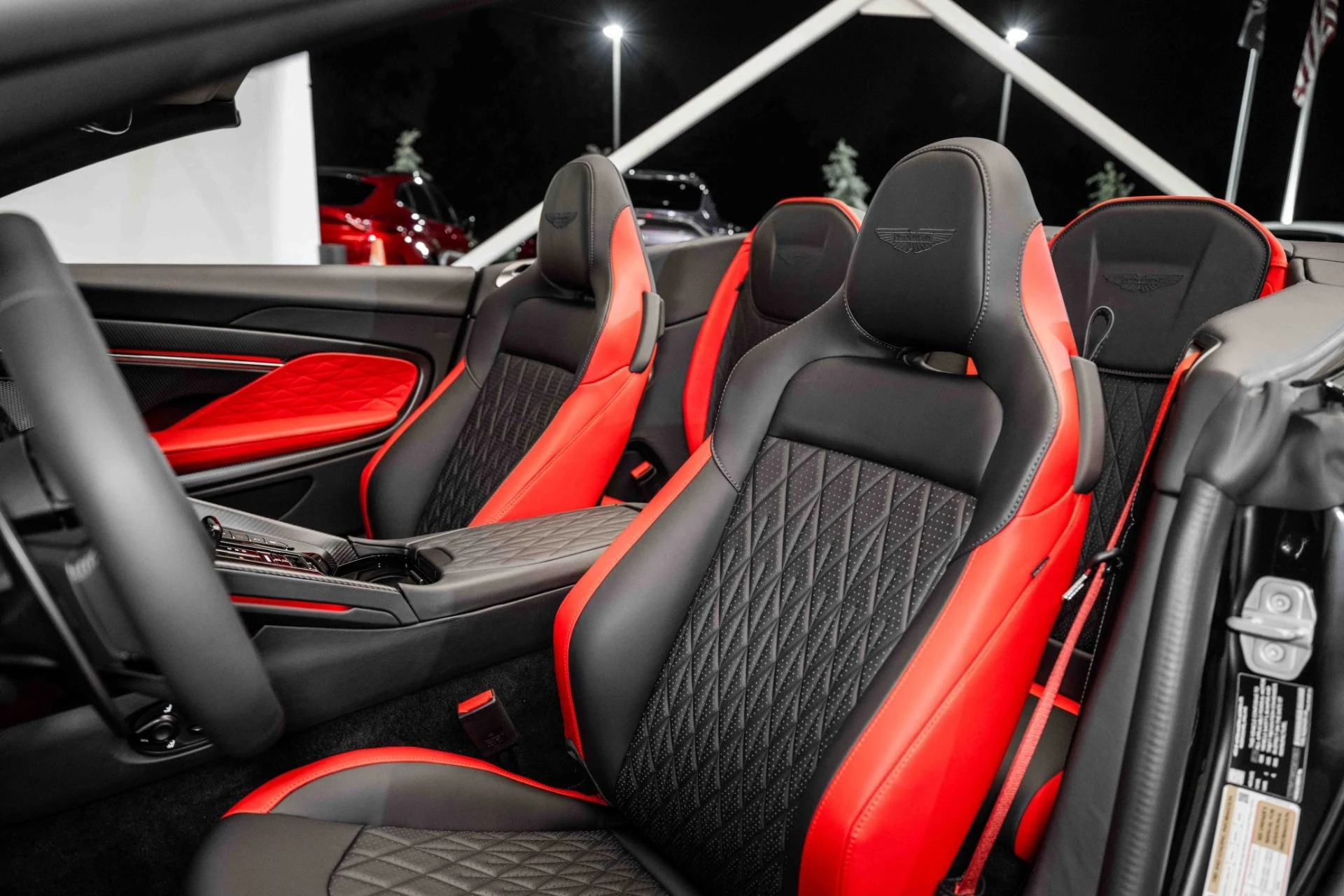 mph012_2900307852_Used_2025_Aston_Martin_DB_12_VOLANTE_Volante_1726938733_4e5b544c8c