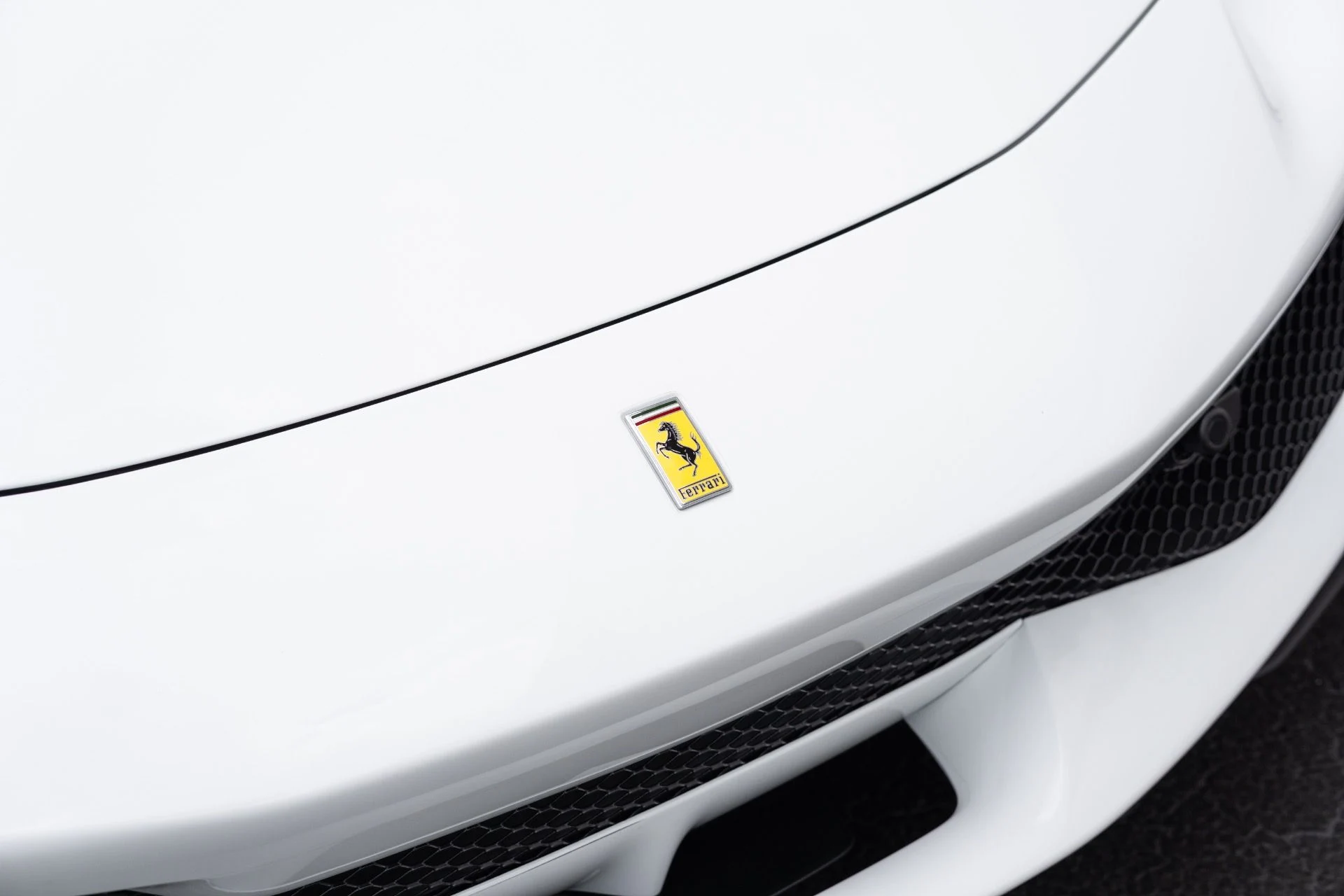 mph012_2906376663_Used_2024_Ferrari_296_GTS_1776964703_577addcaf5