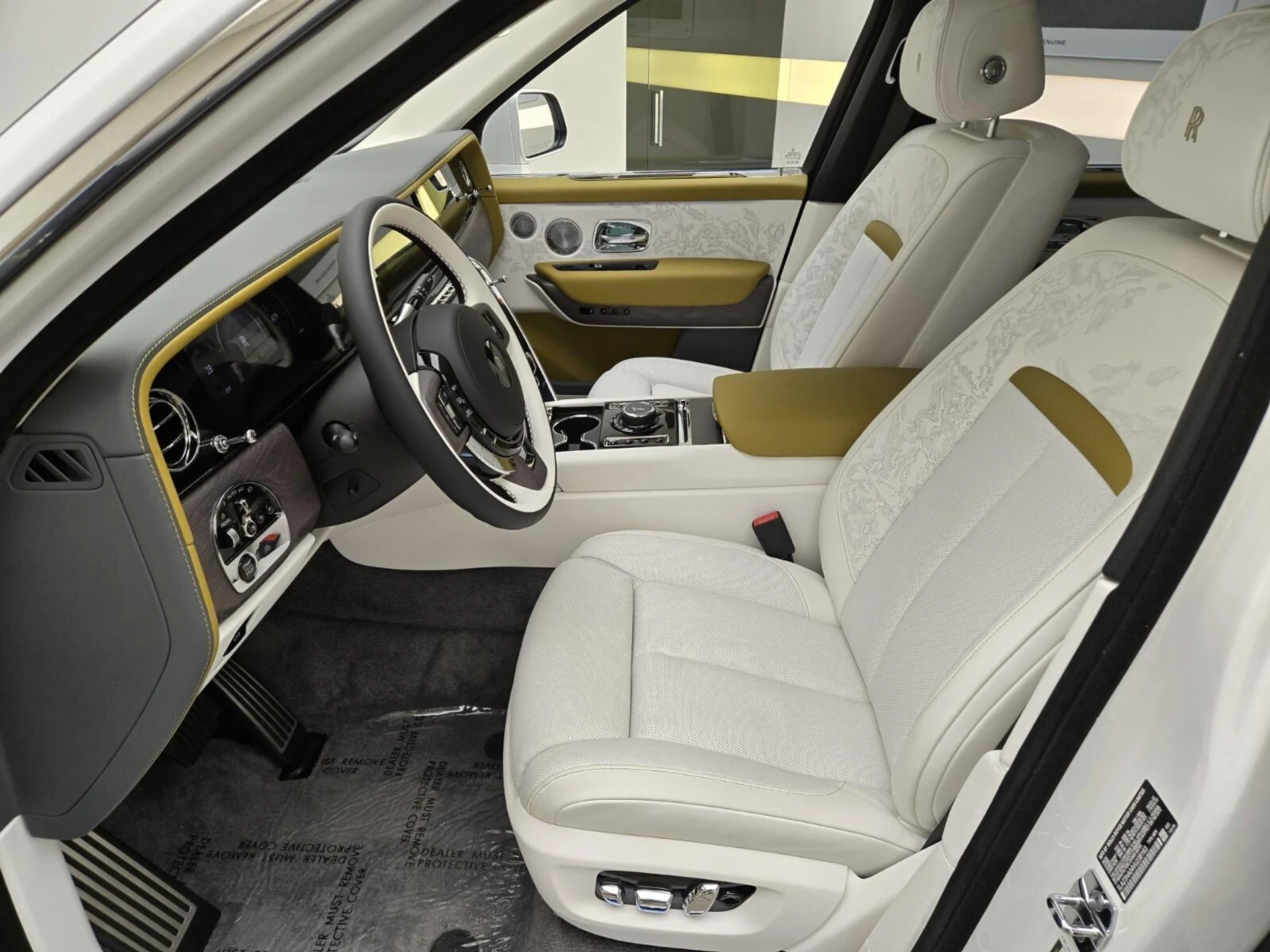 mph012_291337135_New_2027_Rolls_Royce_Cullinan_1792818904_ba6b5b90e3