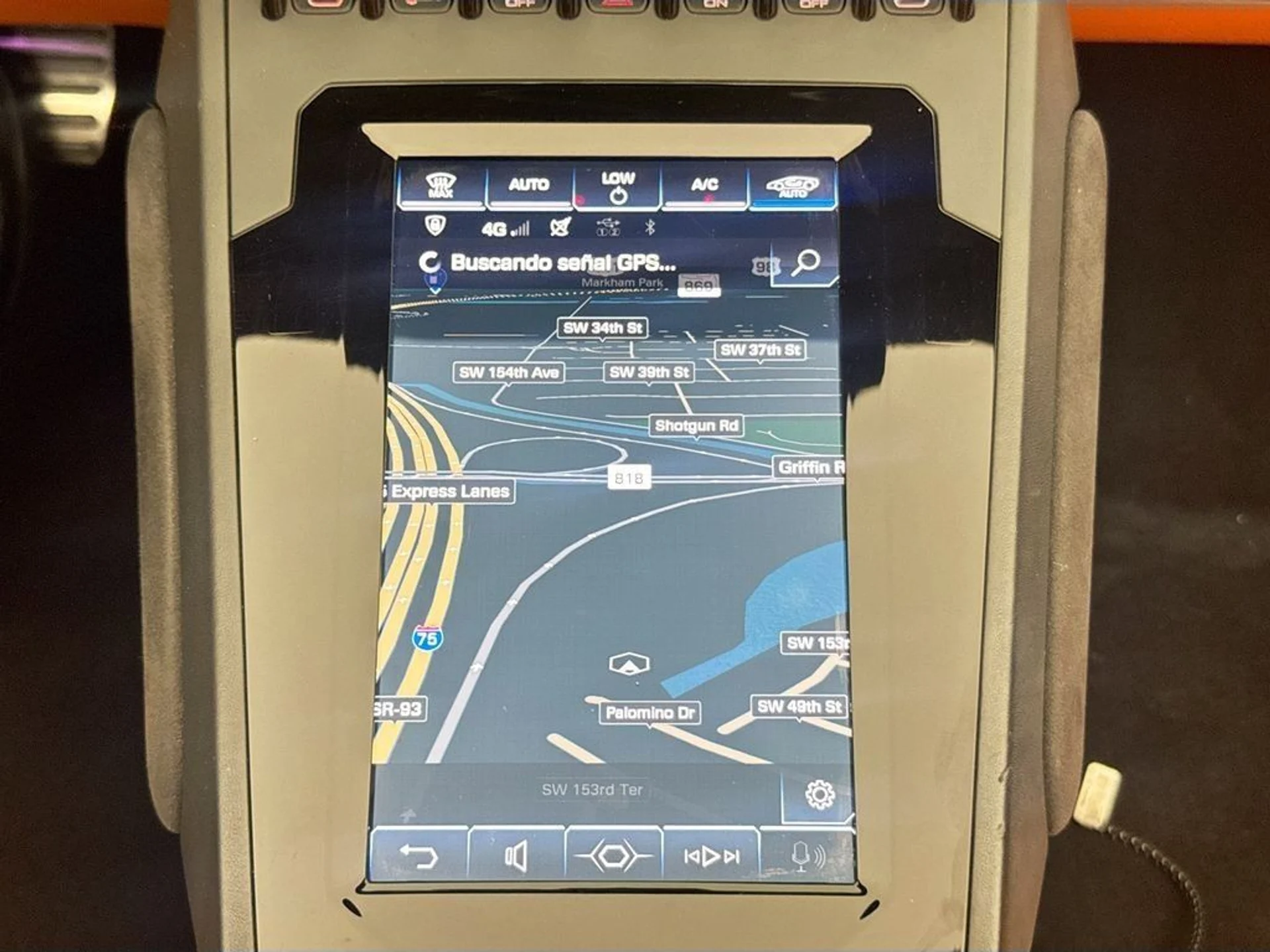 mph012_2921219772_829eed0a6e922bd3cb5ebeef9123089c_4e315cda89