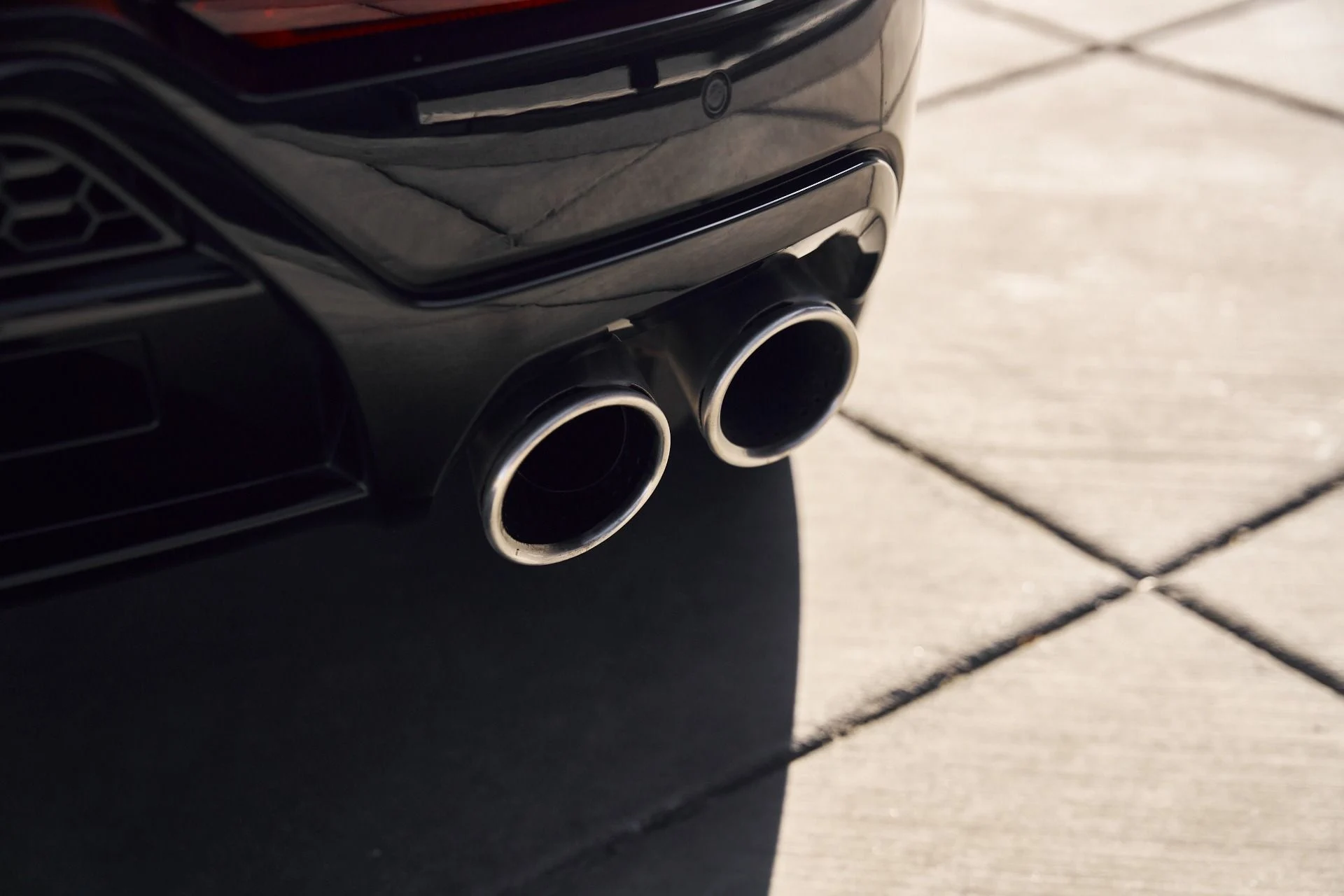 mph012_2923053563_Used_2024_Lamborghini_Urus_S_1768961877_8c6ec1af73