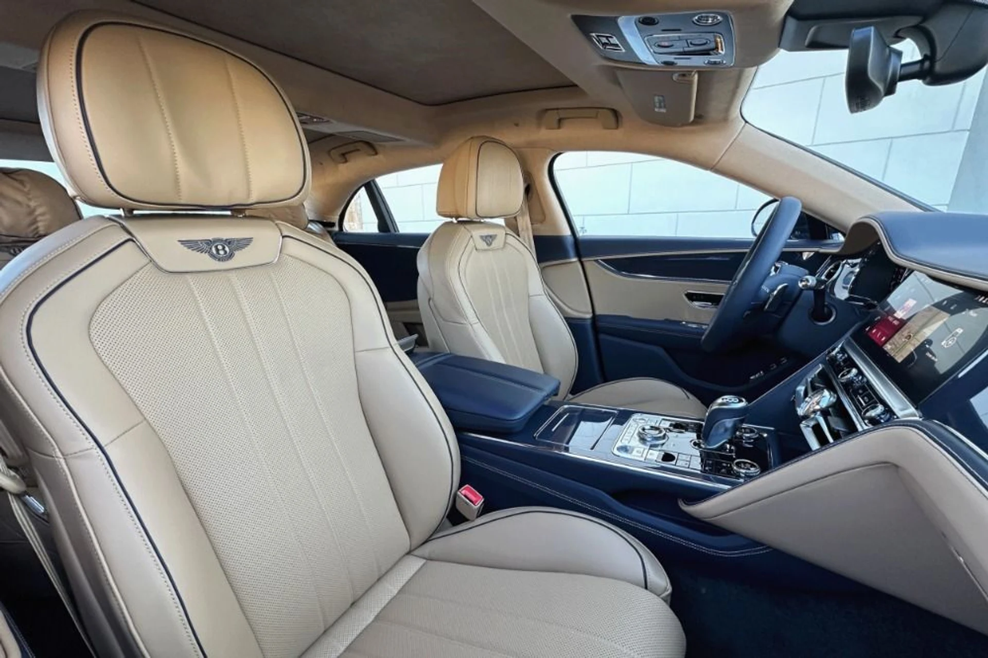 mph012_2926016146_New_2026_Bentley_Flying_Spur_1770289044_32343478de