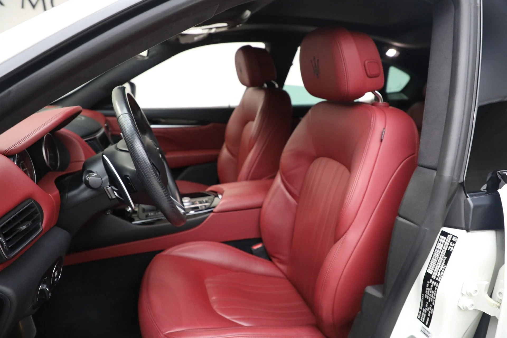 mph012_2926411530_Used_2022_Maserati_Levante_Modena_1761157325_989d03fc97