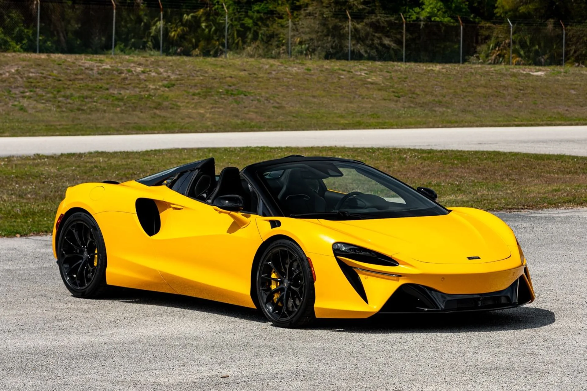 mph012_2932858730_New_2025_Mc_Laren_Artura_Spider_Tech_Lux_073efcf6b5