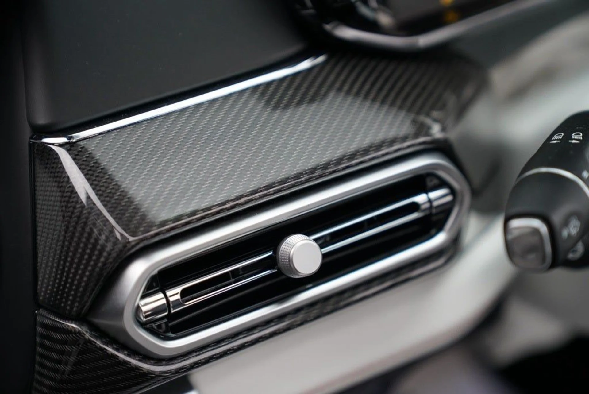 mph012_2937267439_13_5d91ad4152