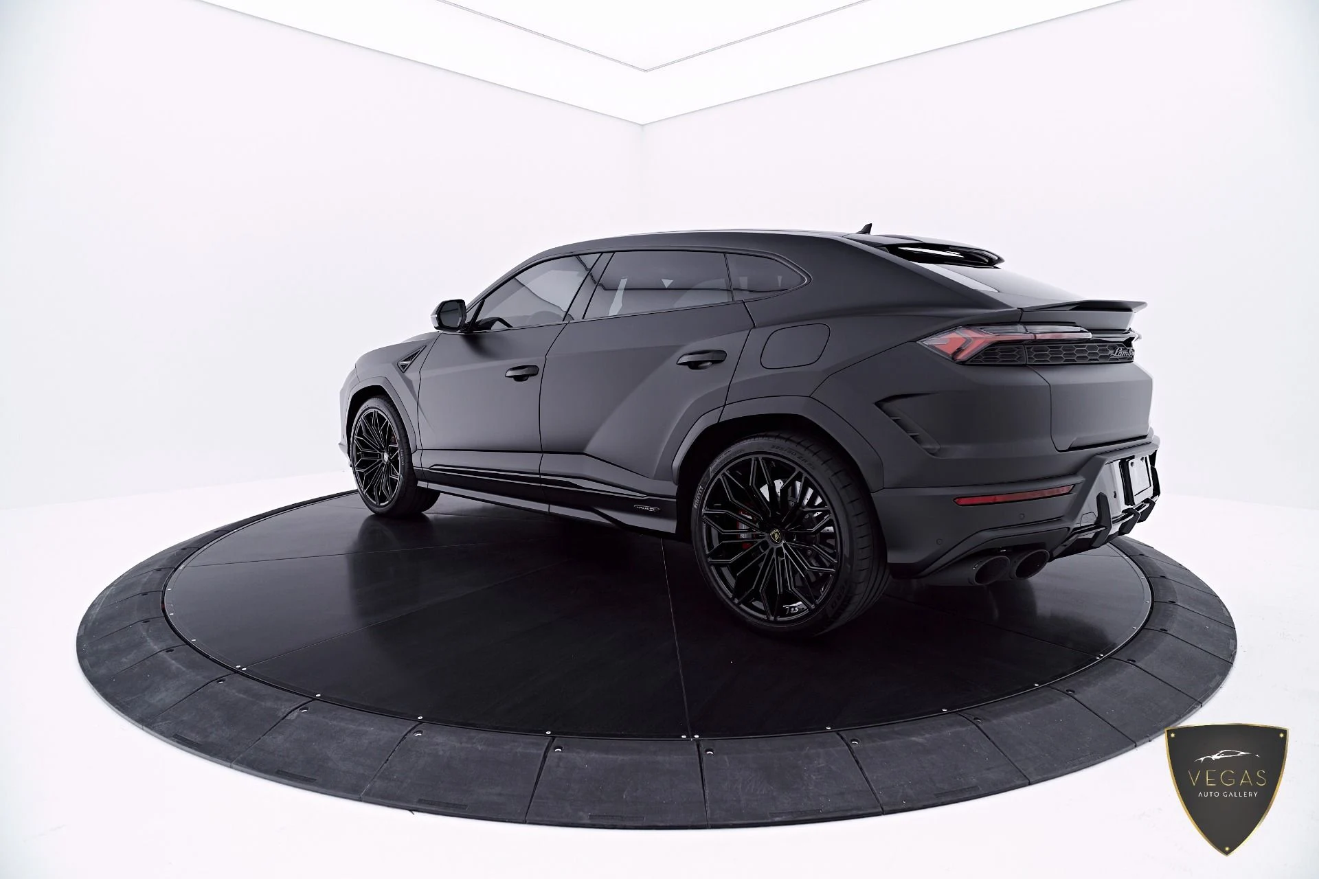 mph012_2941126870_Used_2026_Lamborghini_Urus_SE_1782163527_7815a4cf66