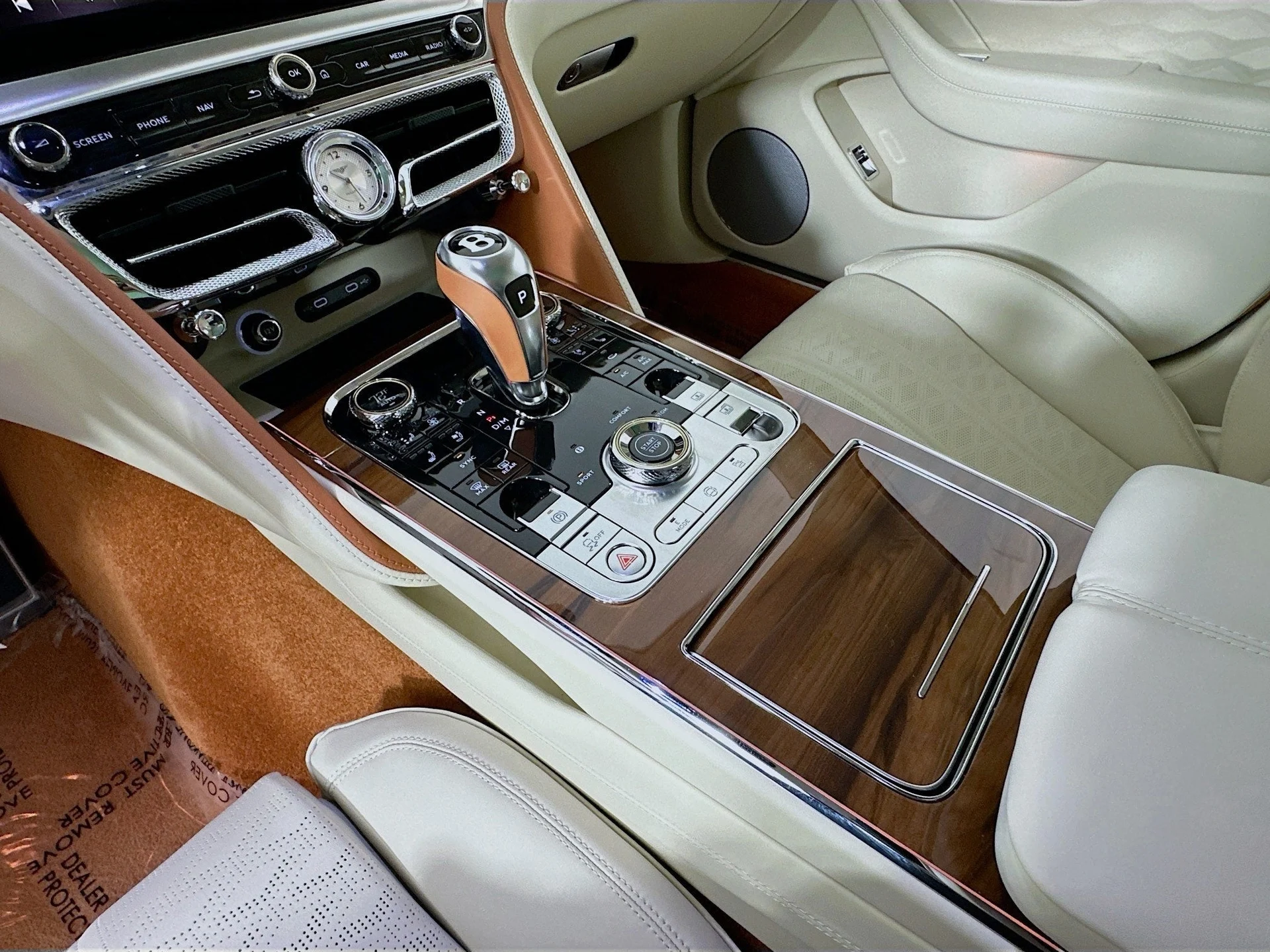 mph012_2941913203_13_d52b96d621