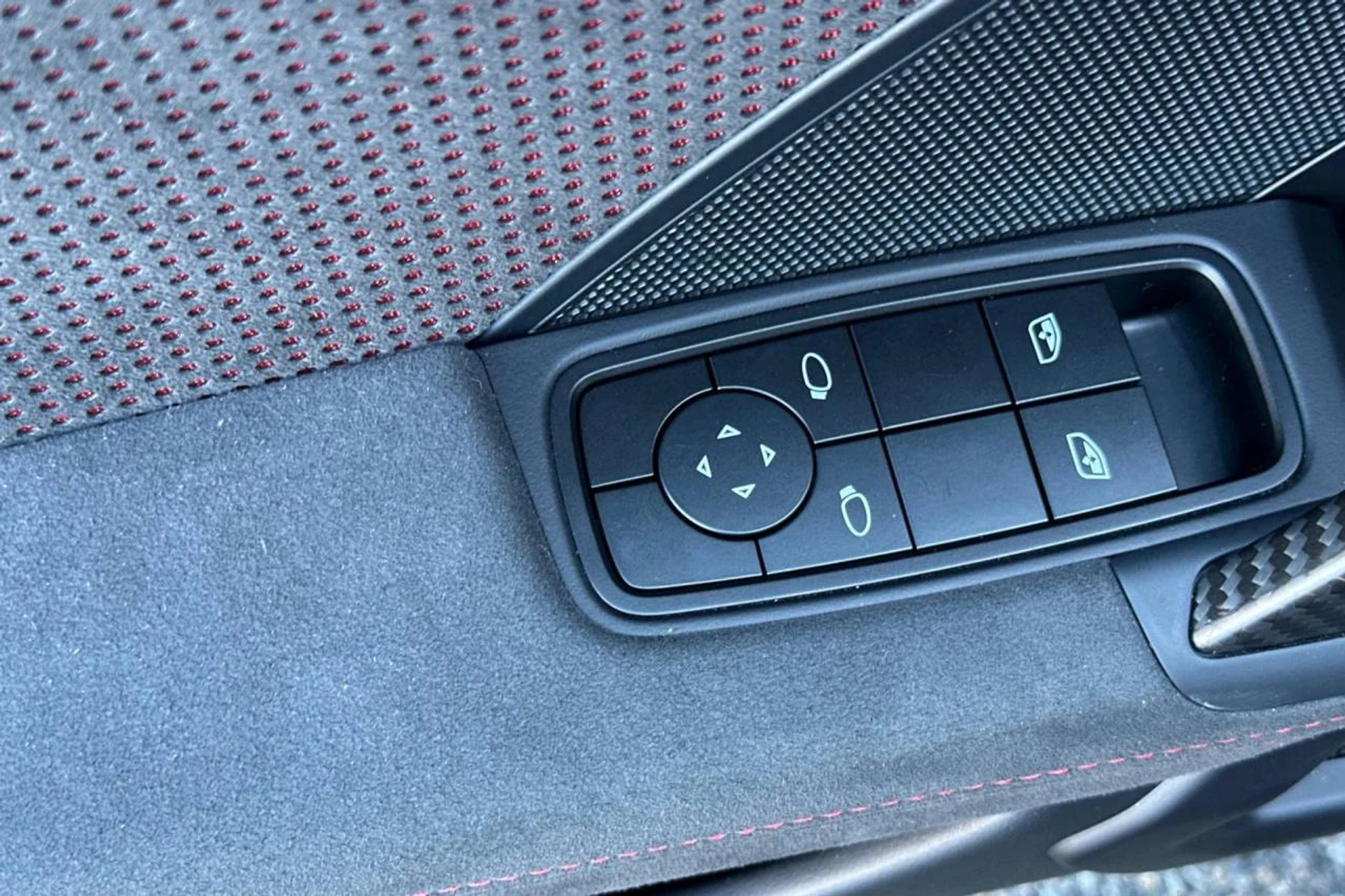 mph012_2944069187_1280_17f2c1ab73