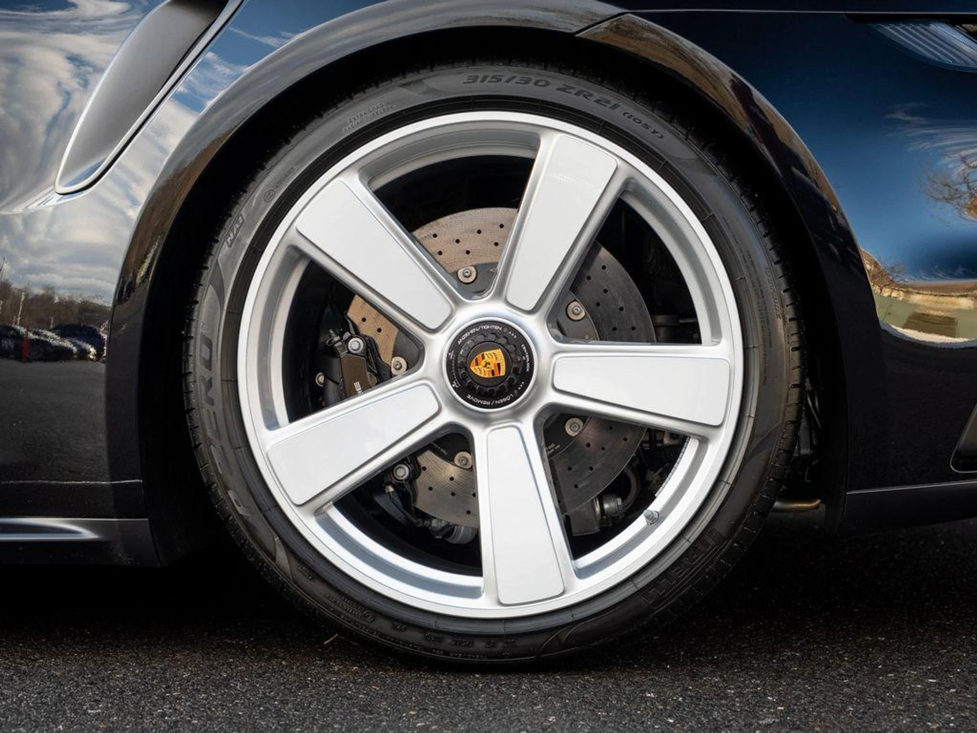 mph012_2946457129_a_T_Yhqb2h_Q7j_L_yk_Mj_TZ_6_DKPV_Pt8_cdb22d44ed