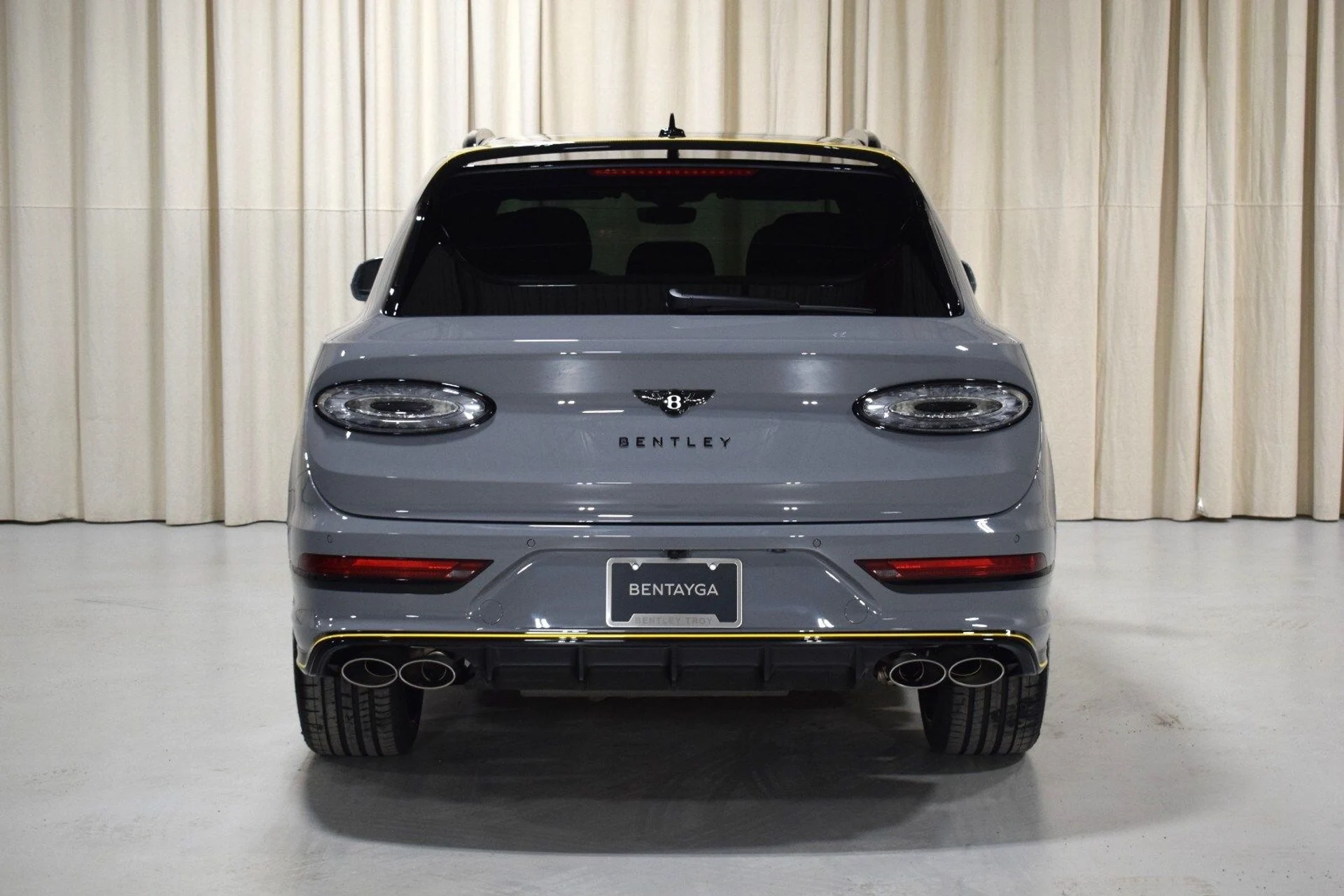 mph012_2951445758_ac6efbad7122eecfcf692e7526cccd0cx_fda1f2a9e5