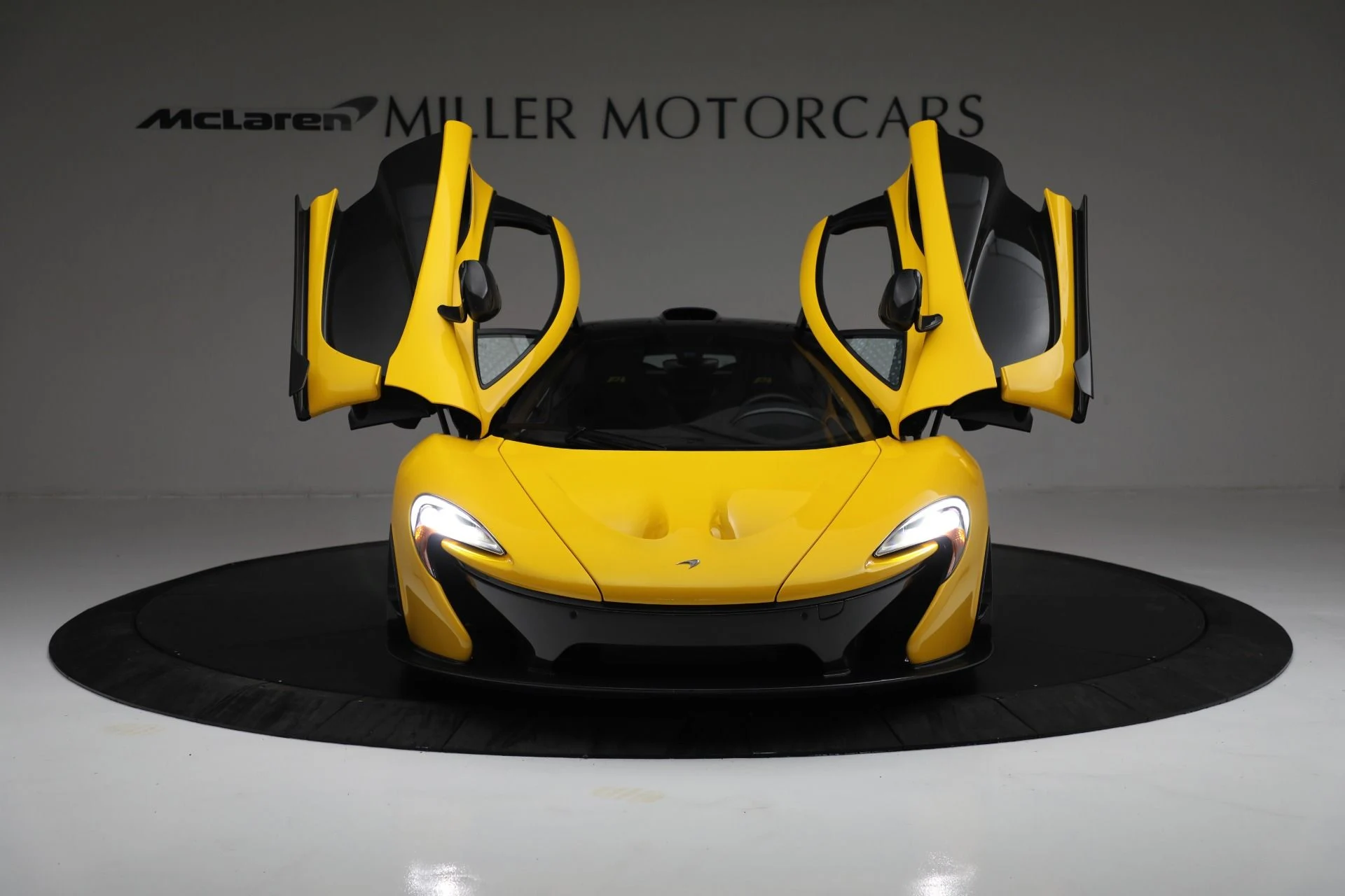 mph012_295294290_Used_2015_Mc_Laren_P1_0946a81120