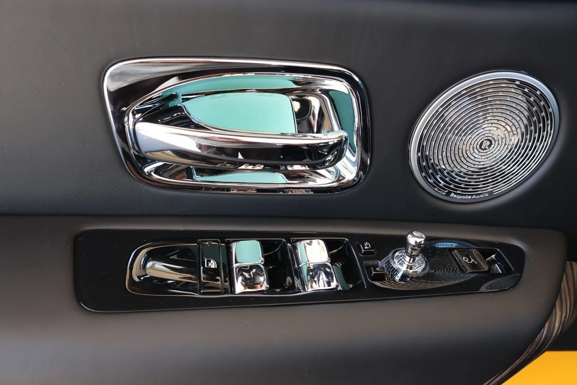 mph012_2955618851_13_5290ed7ba2