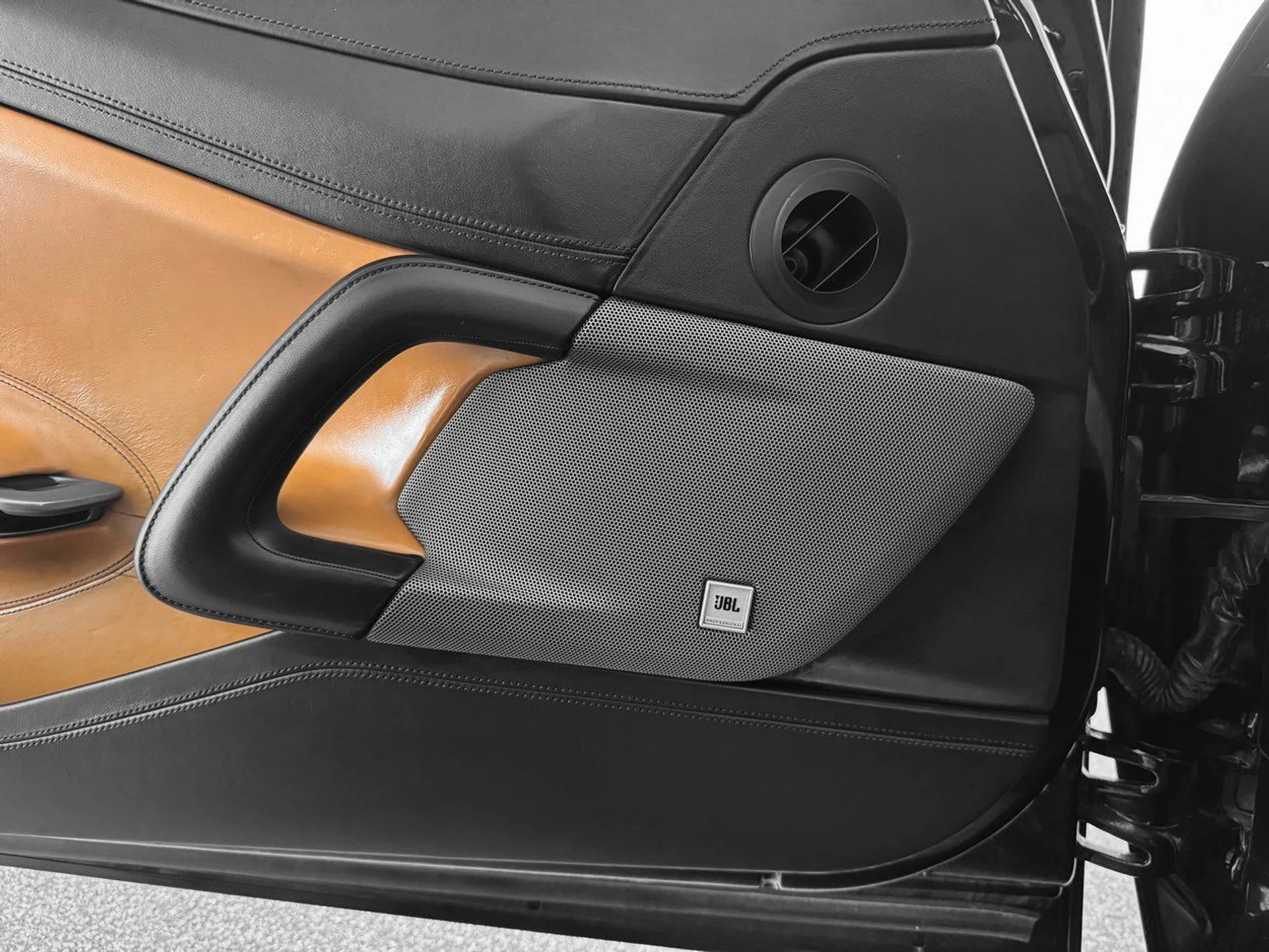 mph012_2961210318_976aa2f2134f06b7bdf6447590778604x_c8b230748a