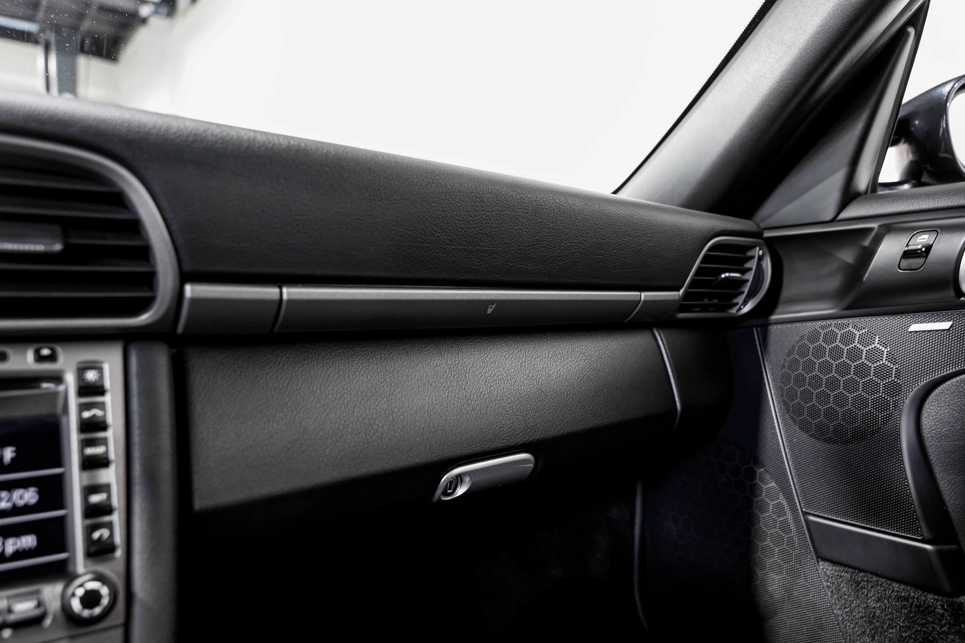 mph012_2961543135_b244cf3e4a90d7885f0028113a36930fx_01a9107ead