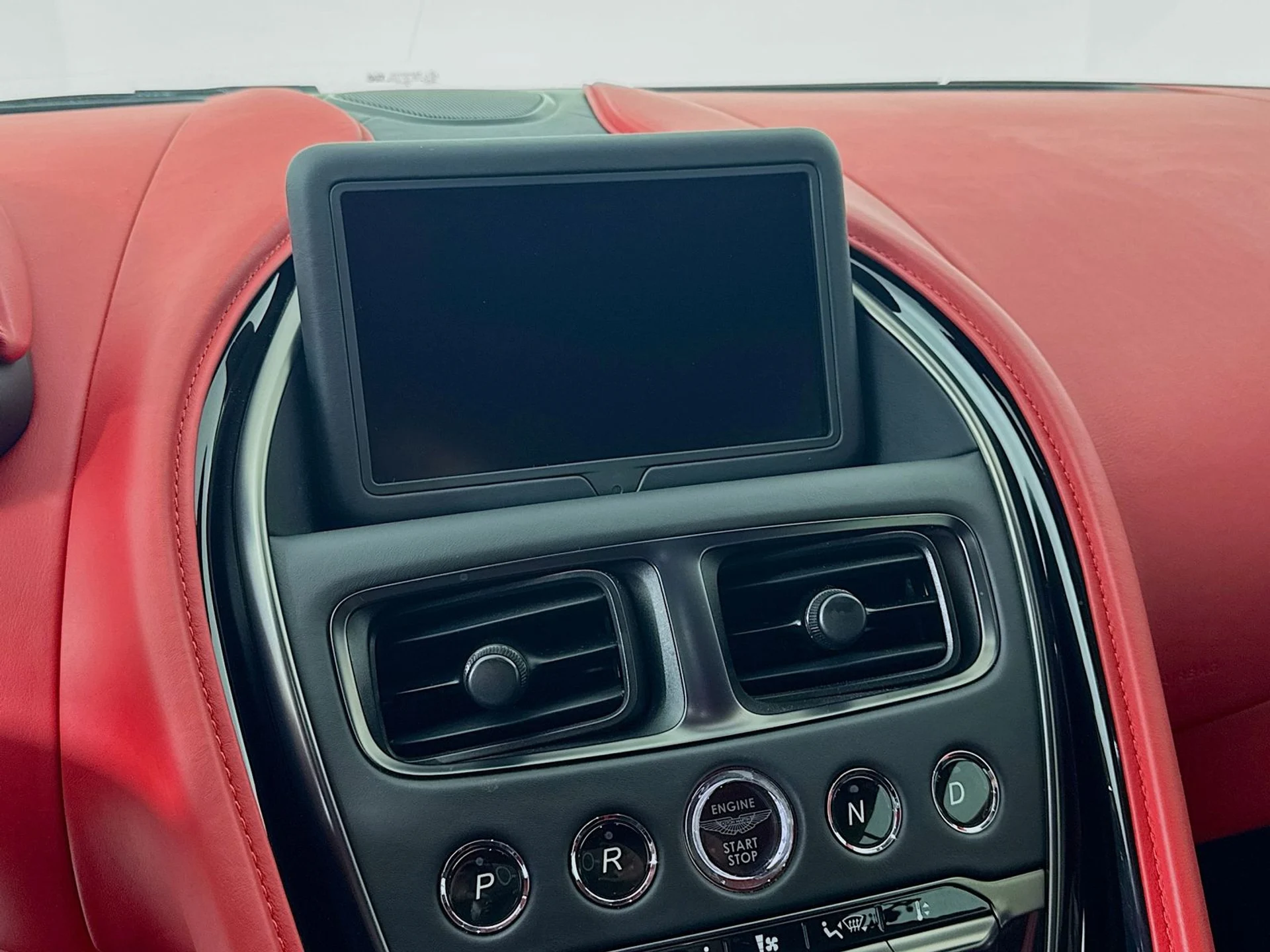 mph012_2964208202_be06c7cd11ef144d3da0c468caf82993x_3ef4377dcf