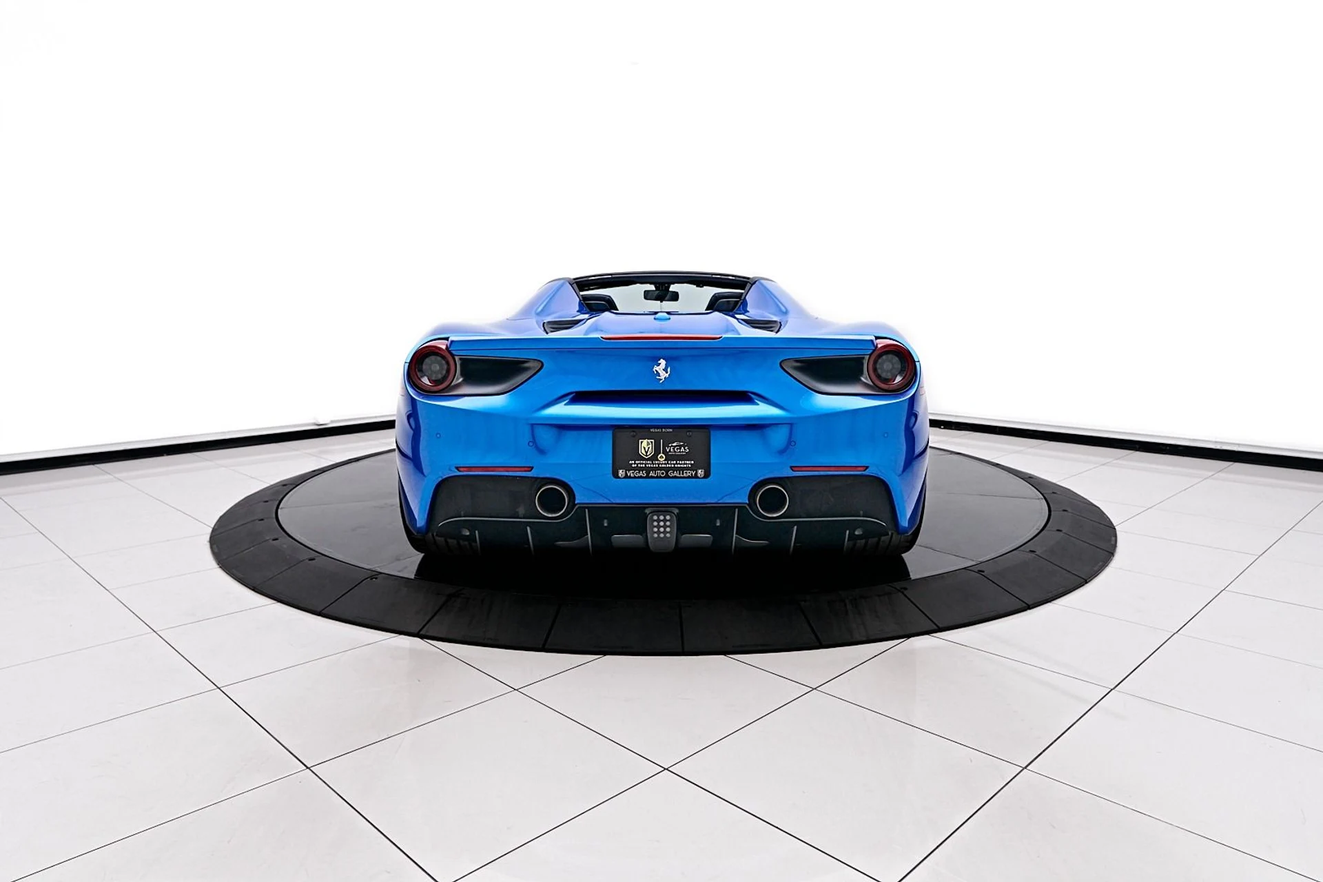 mph012_2970095975_Used_2016_Ferrari_488_Spider_Base_1736016908_9b83f0cb8c