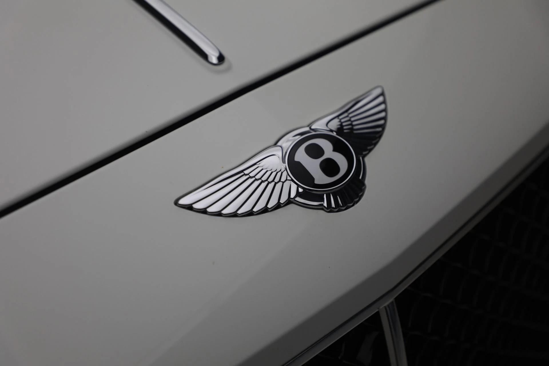 mph012_2971577251_Used_2024_Bentley_Flying_Spur_Hybrid_8b11c5805b