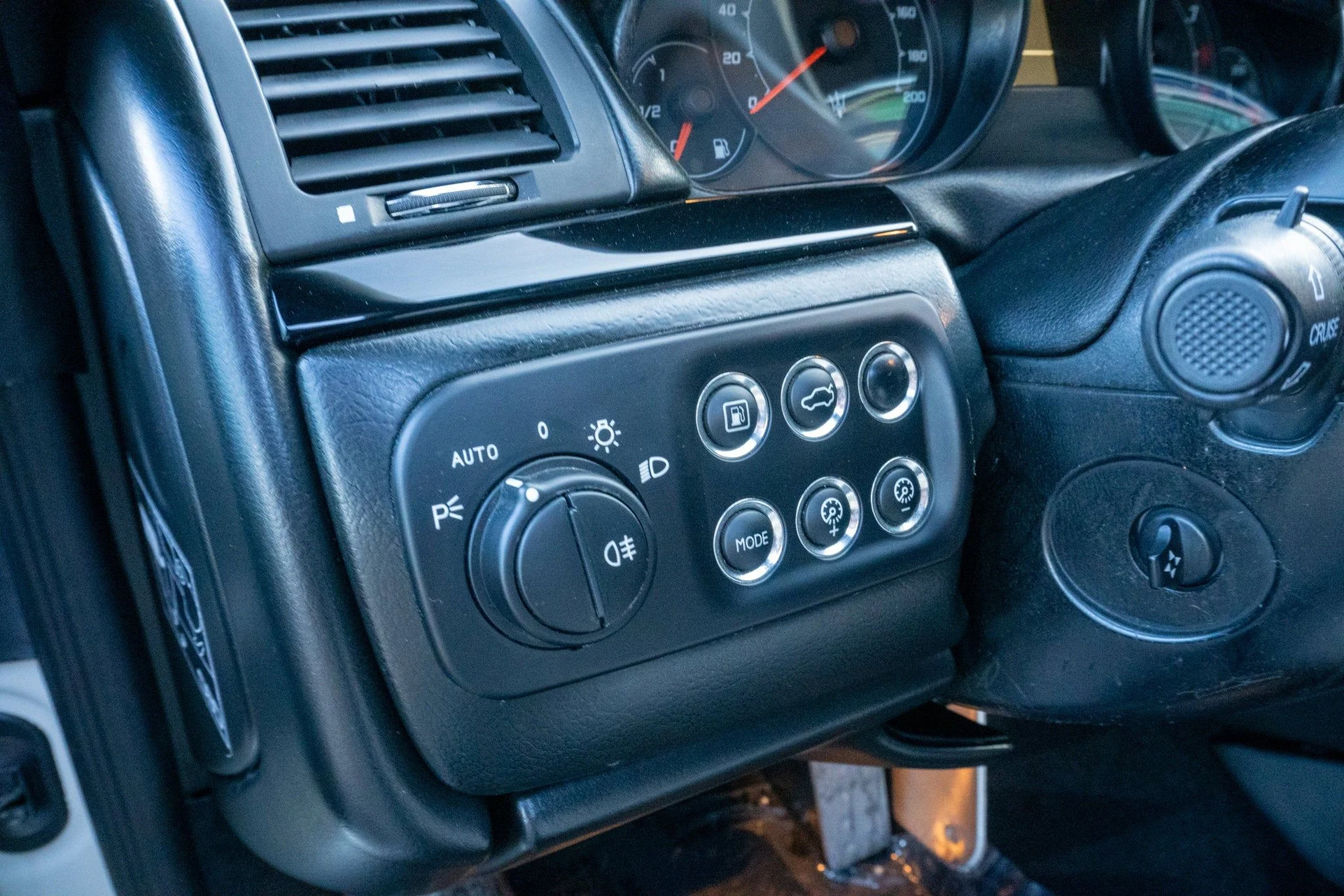 mph012_2973178826_41cfdfdb19bf4affb91151190dba6d84_373ec57cab