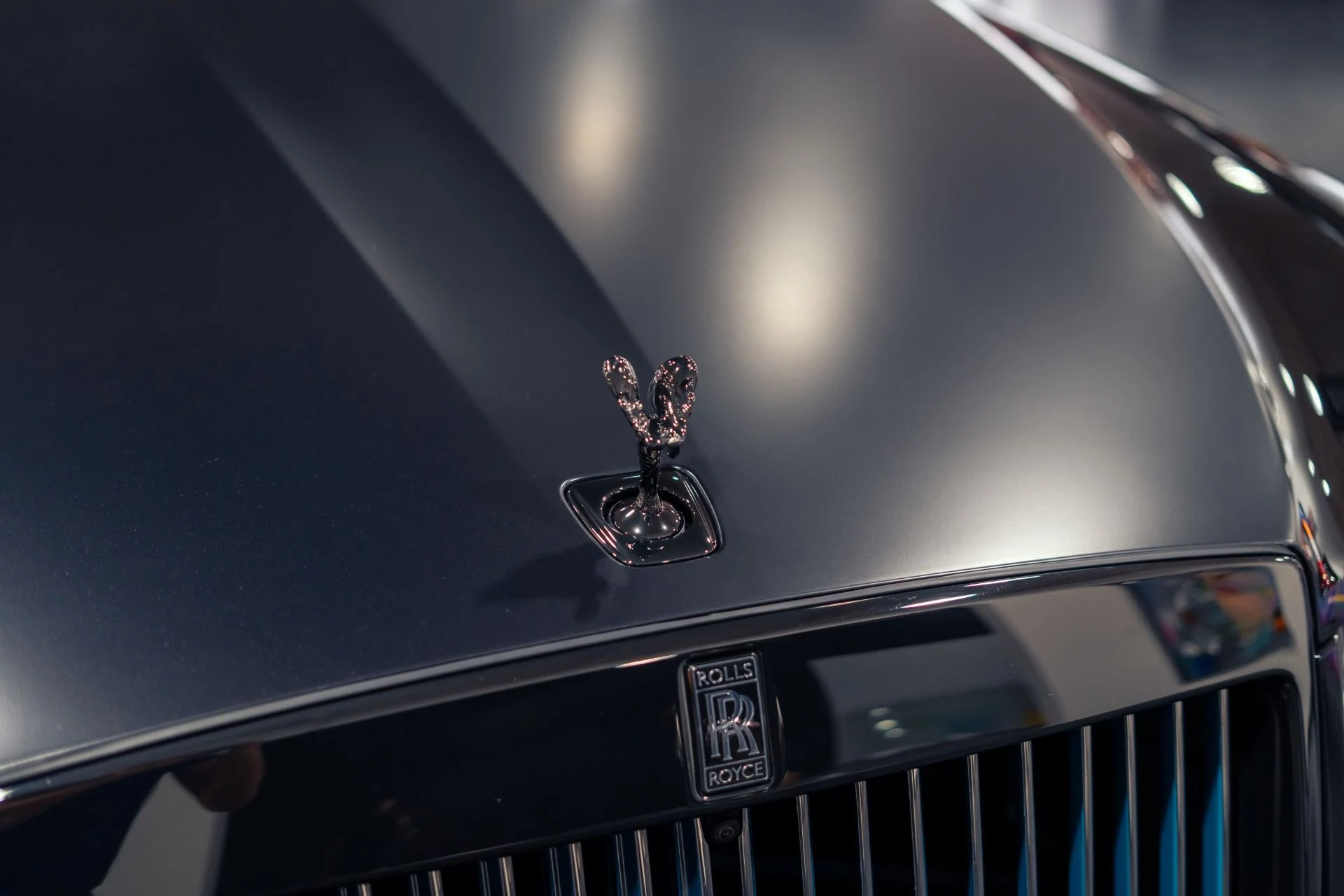 mph012_2976468419_Used_2023_Rolls_Royce_Black_Badge_Ghost_Commissioned_Turchese_Interior_Huge_Sticker_1781111674_d948a15c47