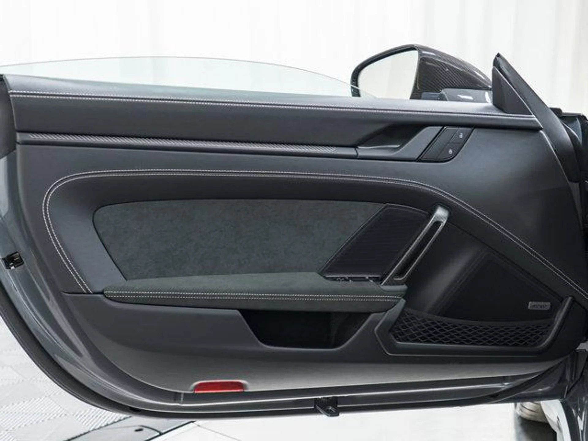 mph012_2977638790_NA_7ga_Ua6_Bvf_RD_Ao_69twb_N_Ub_I3s_bec2008e49