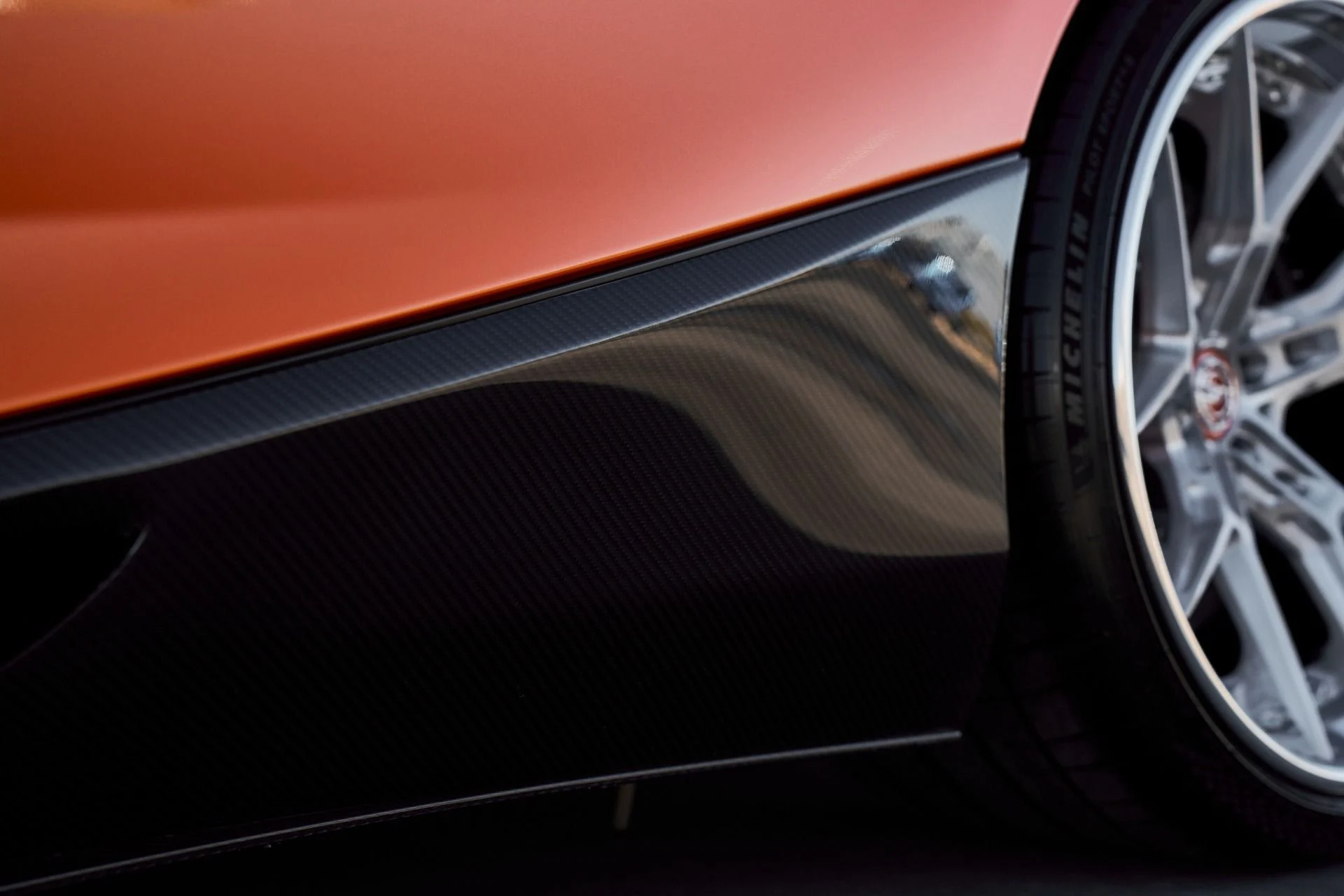 mph012_297913241_Used_2024_Mc_Laren_750_S_1768012627_e4ad68218b